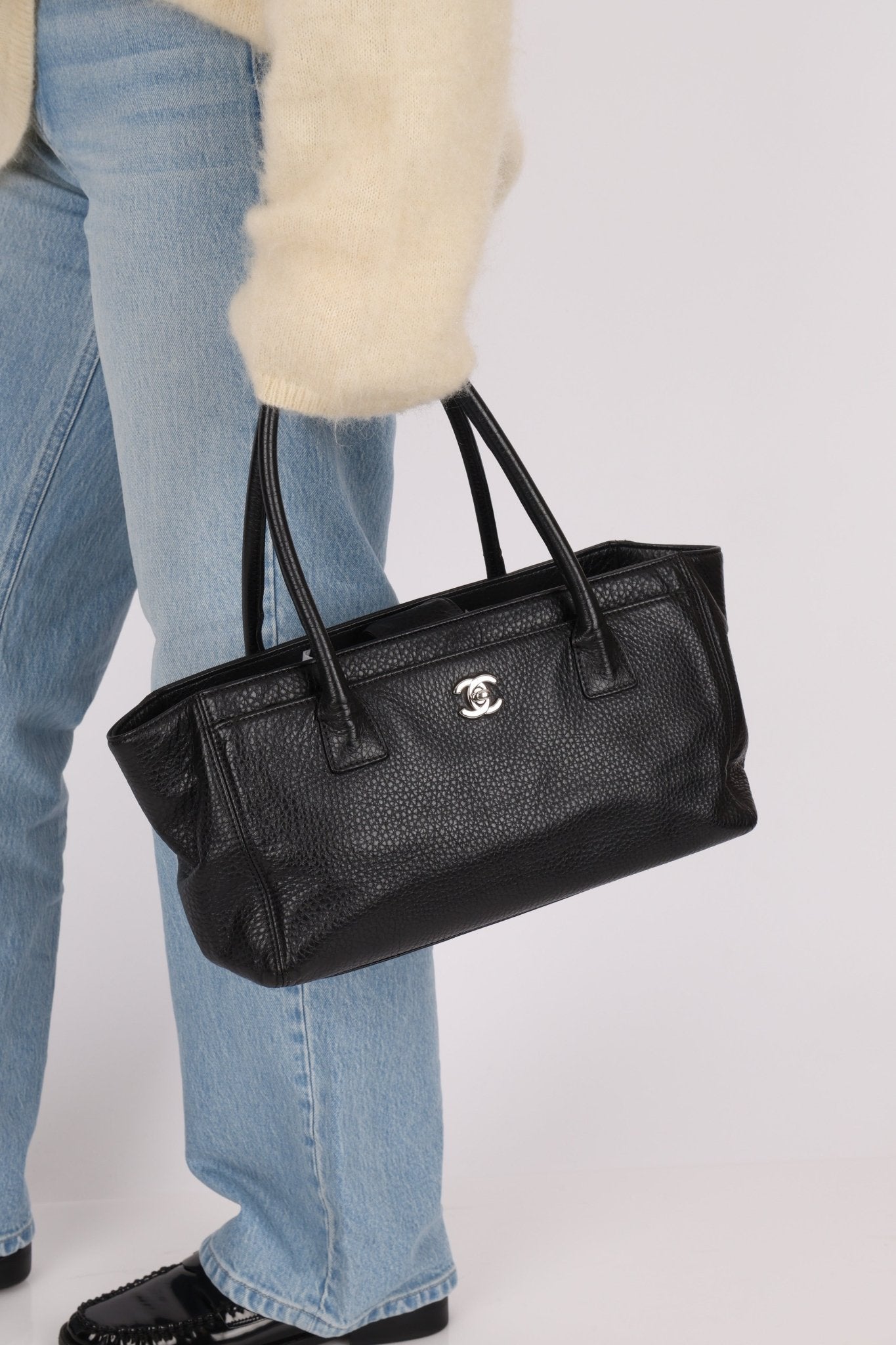 Rare Chanel 2013 Black Calfskin East West Medium Cerf Executive Tote Bag - FashioNica