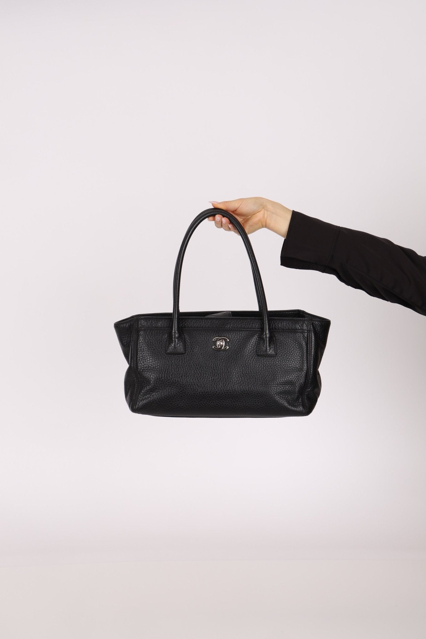 Rare Chanel 2013 Black Calfskin East West Medium Cerf Executive Tote Bag - FashioNica