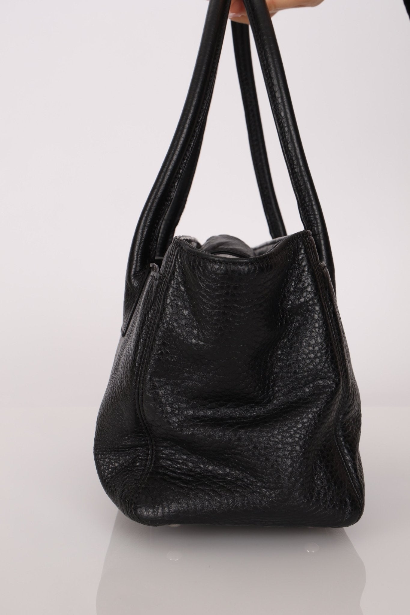 Rare Chanel 2013 Black Calfskin East West Medium Cerf Executive Tote Bag - FashioNica