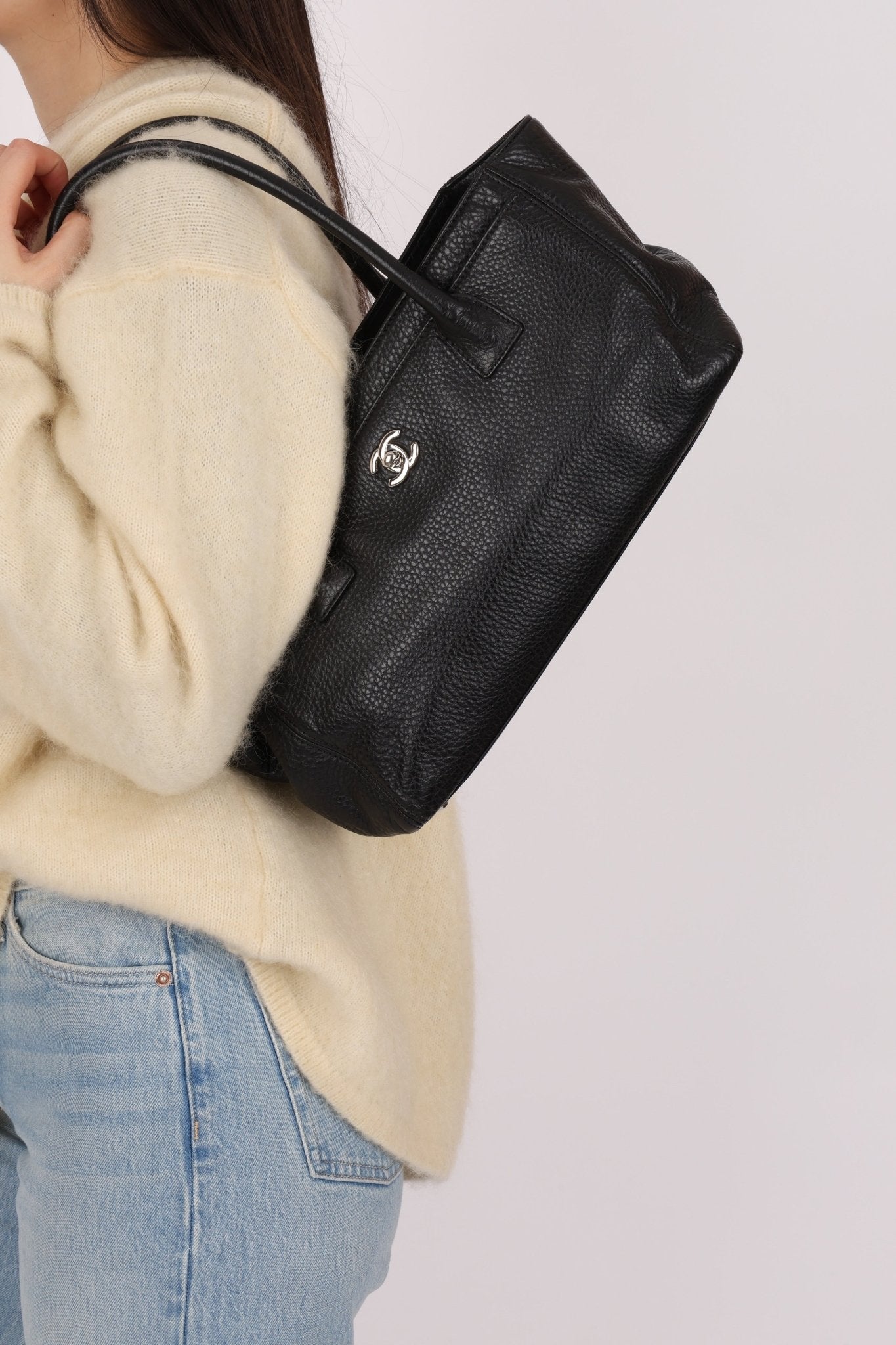 Rare Chanel 2013 Black Calfskin East West Medium Cerf Executive Tote Bag - FashioNica