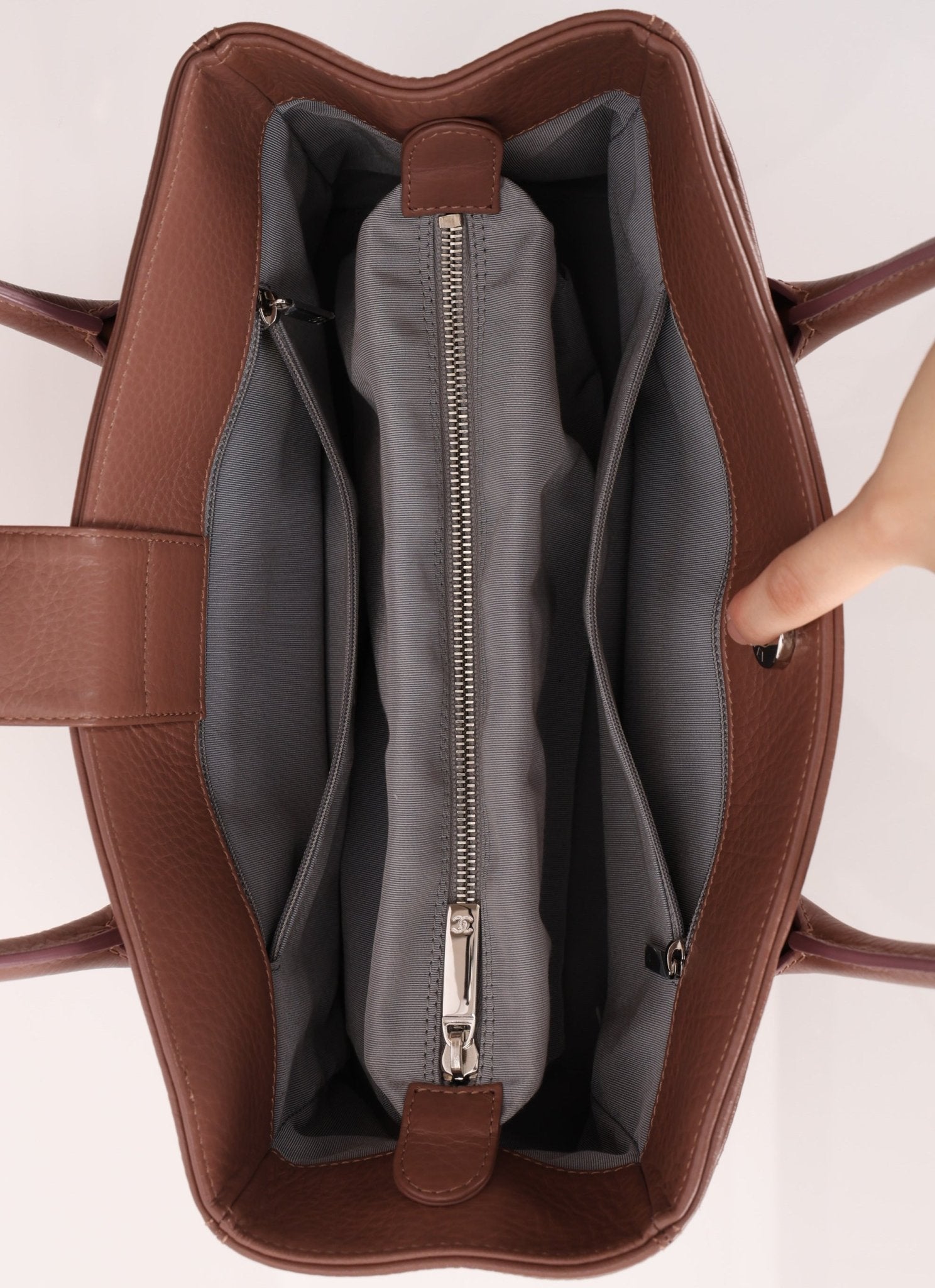 Rare Chanel 2013 Calfskin Mauve Small Cerf Executive Shopper Tote - FashioNica