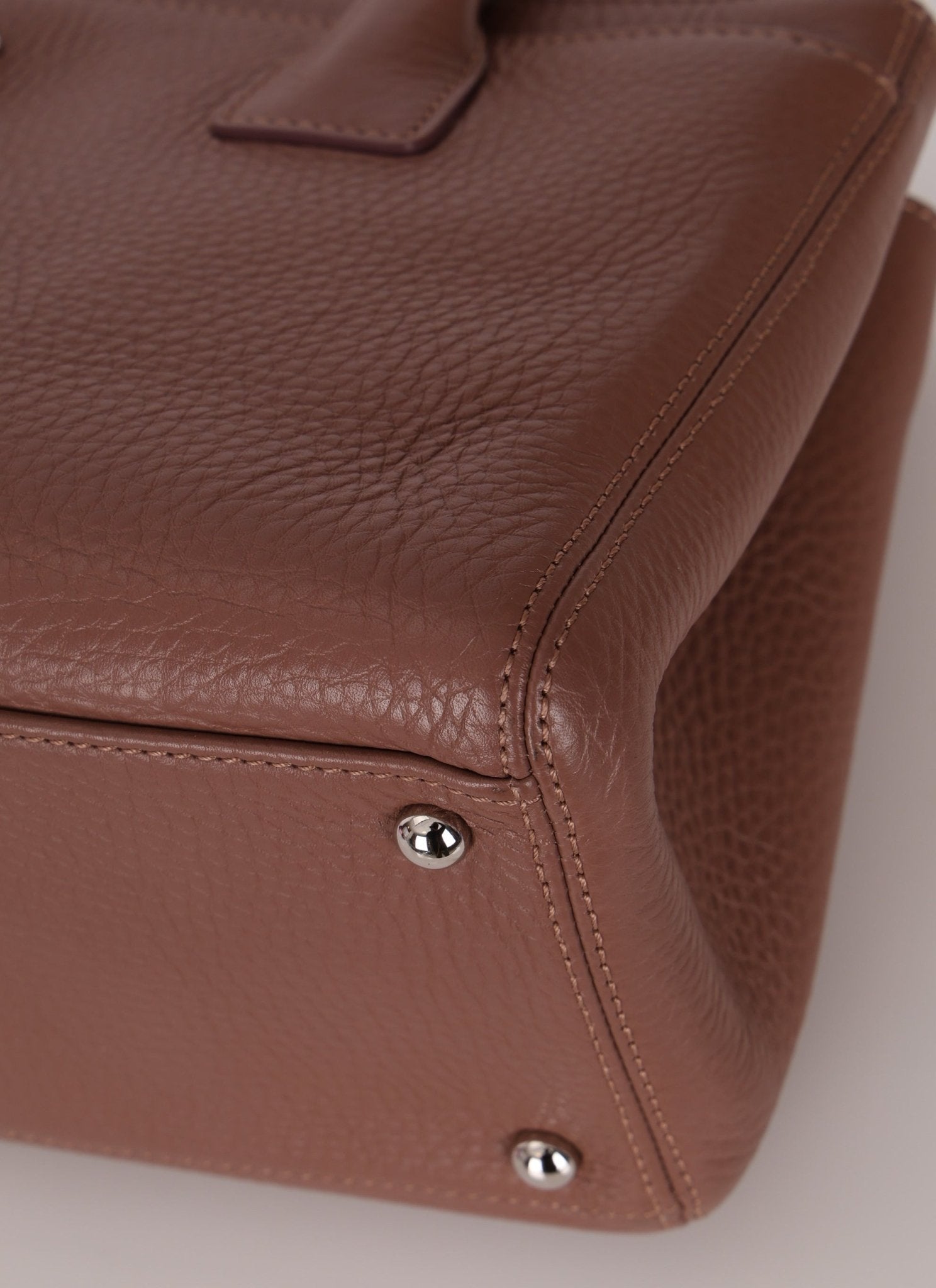 Rare Chanel 2013 Calfskin Mauve Small Cerf Executive Shopper Tote - FashioNica