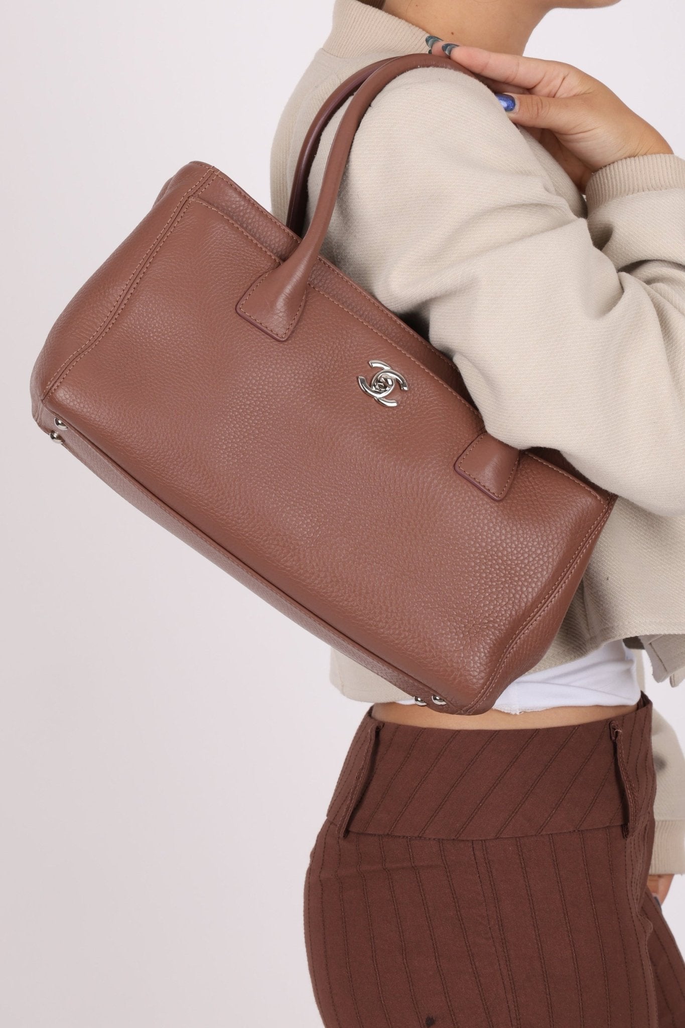 Rare Chanel 2013 Calfskin Mauve Small Cerf Executive Shopper Tote - FashioNica