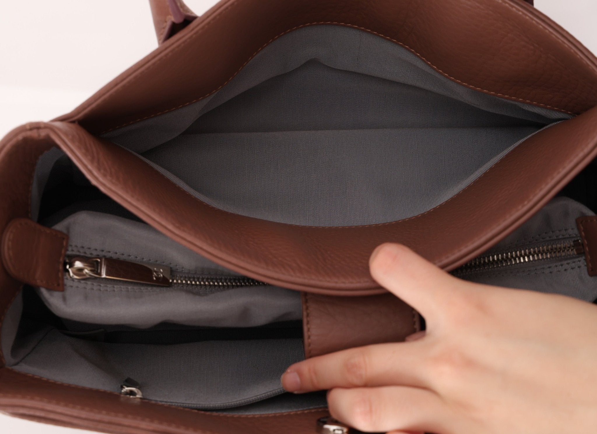 Rare Chanel 2013 Calfskin Mauve Small Cerf Executive Shopper Tote - FashioNica