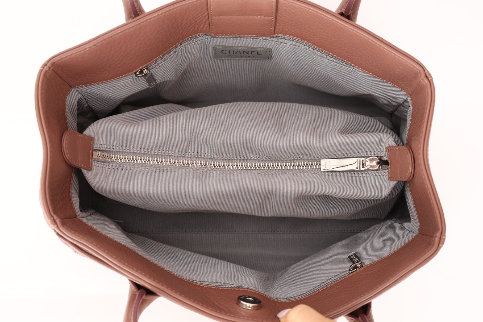 Rare Chanel 2013 Calfskin Mauve Small Cerf Executive Shopper Tote - FashioNica