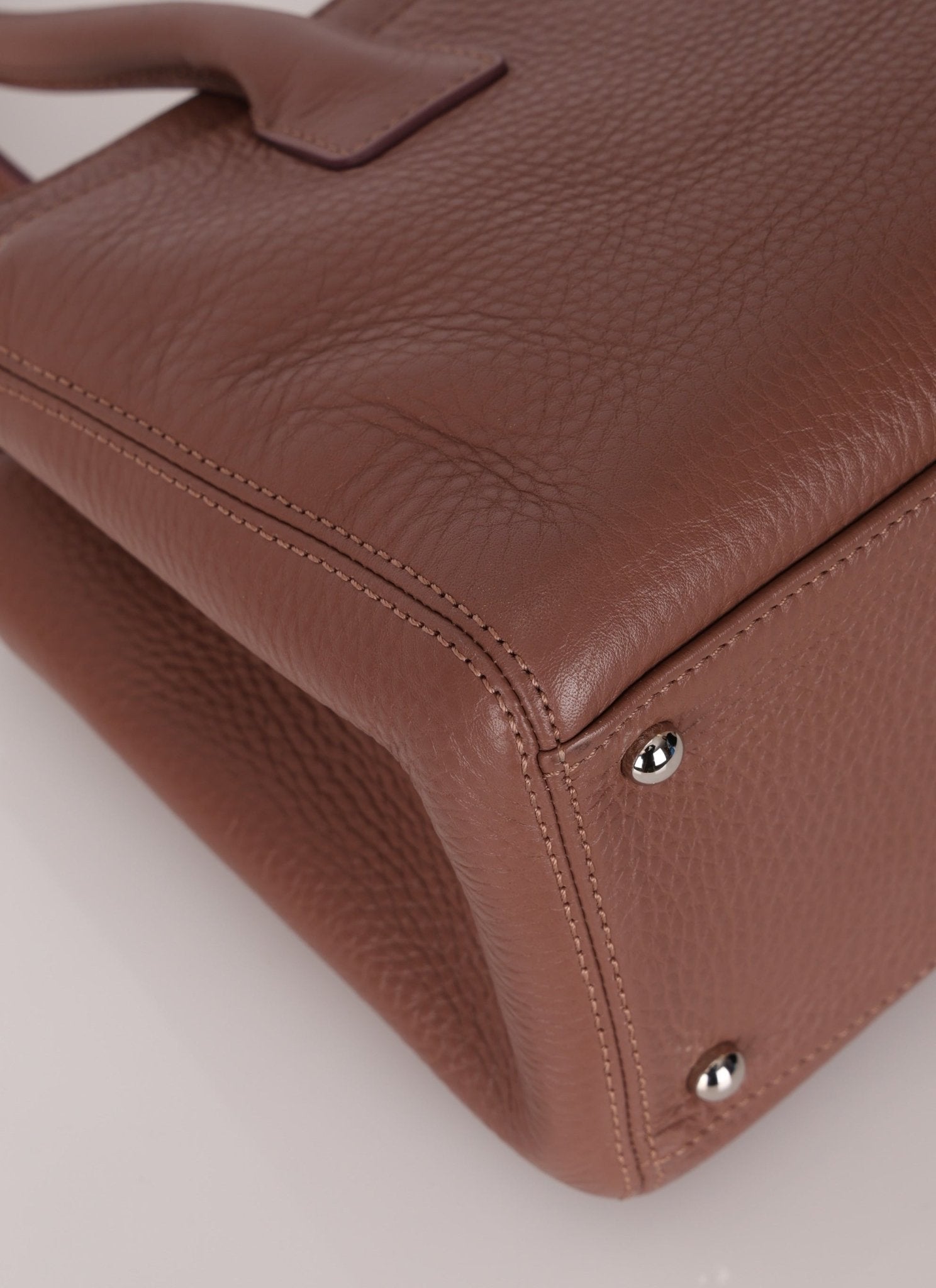 Rare Chanel 2013 Calfskin Mauve Small Cerf Executive Shopper Tote - FashioNica