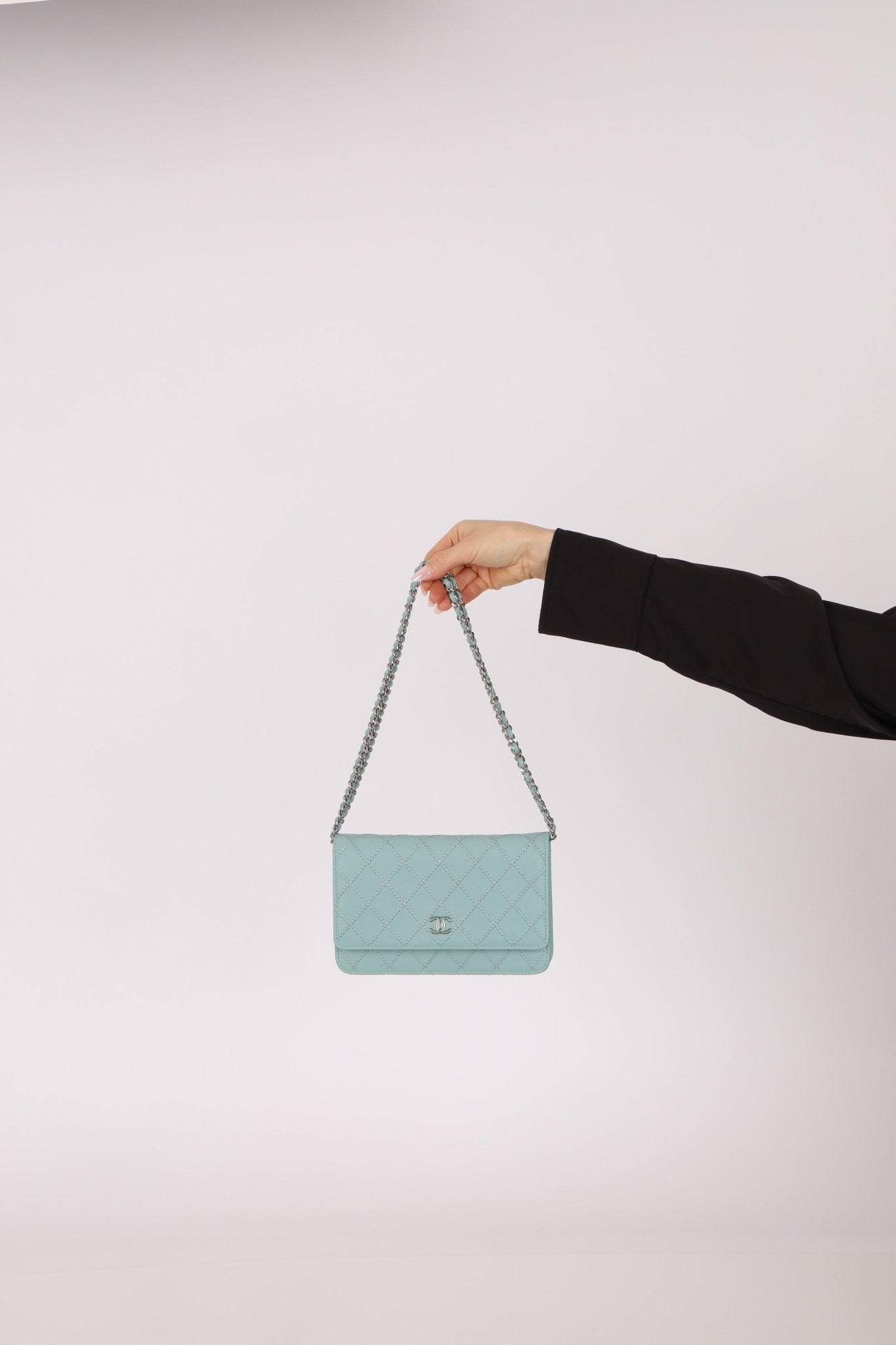 Rare Chanel 2020 Tiffany Blue Chain Stitched Wallet on Chain - FashioNica