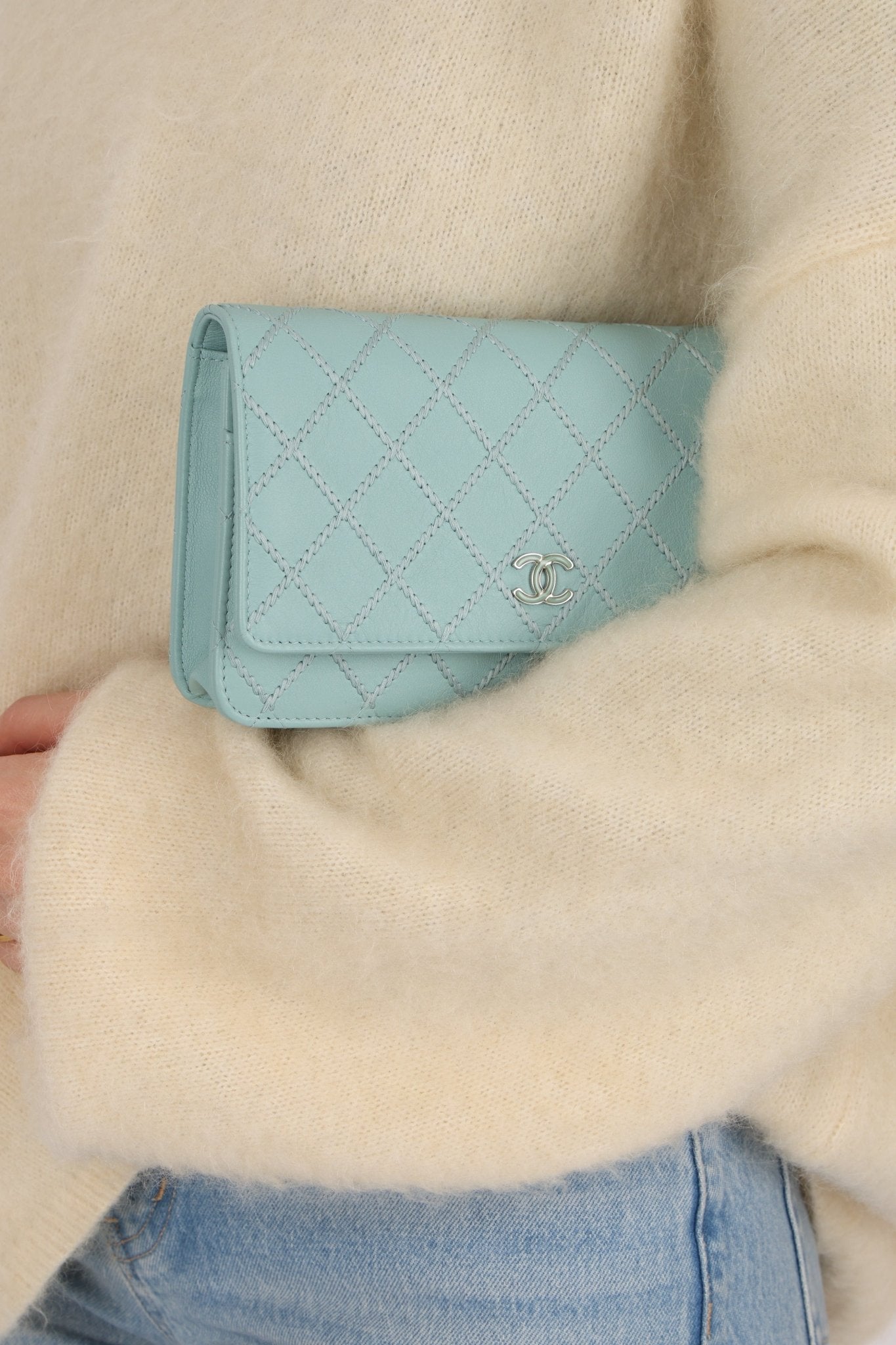 Rare Chanel 2020 Tiffany Blue Chain Stitched Wallet on Chain - FashioNica