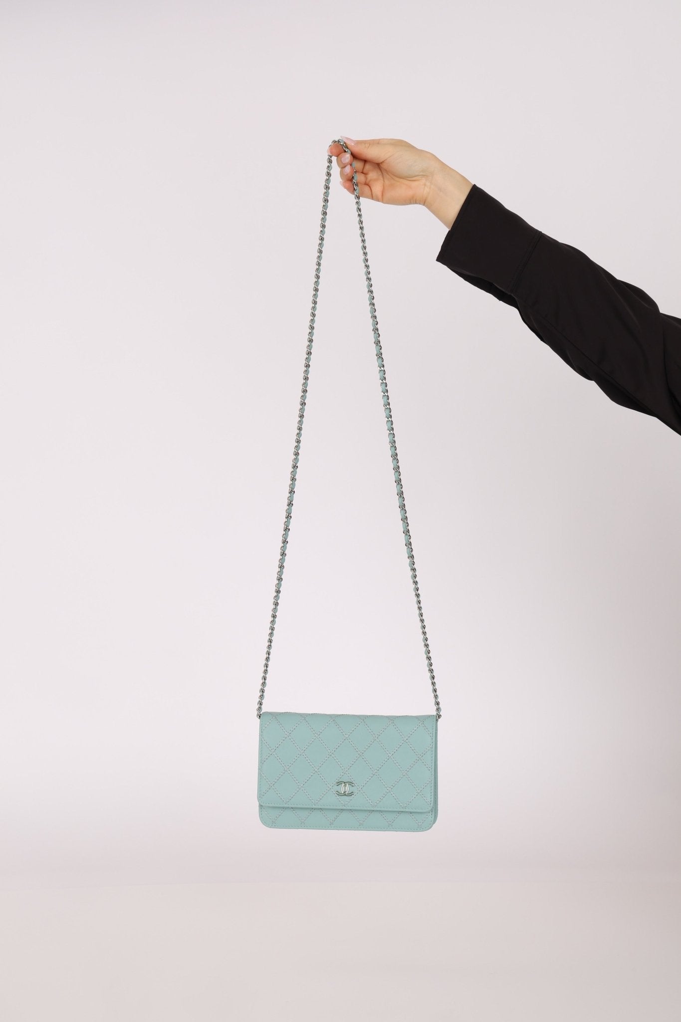 Rare Chanel 2020 Tiffany Blue Chain Stitched Wallet on Chain - FashioNica