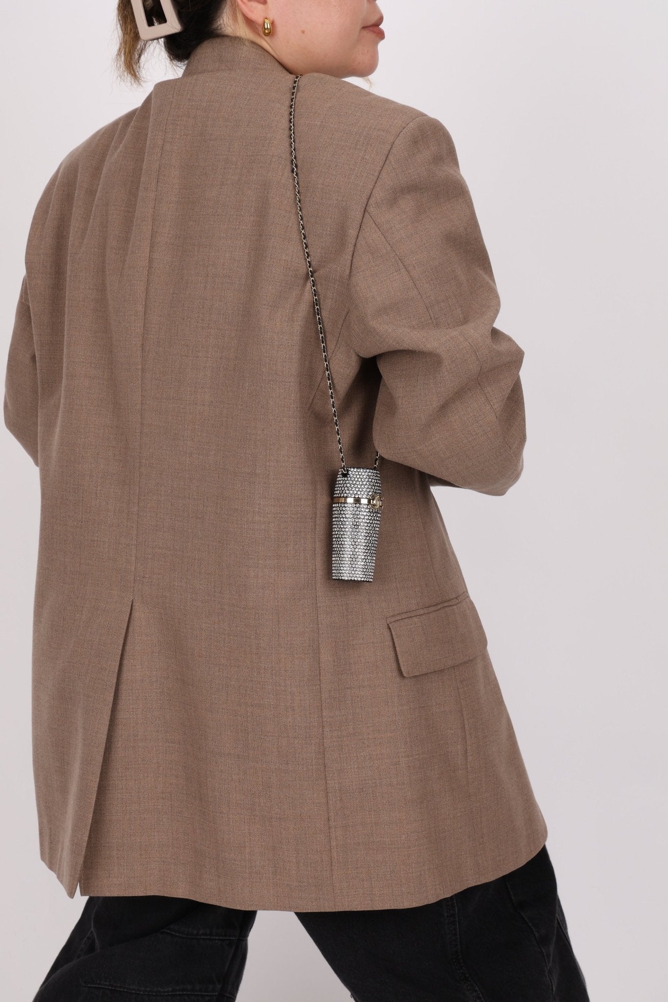 Rare Chanel 2021 Runway Strauss Lipstick Holder w/ Chain - FashioNica