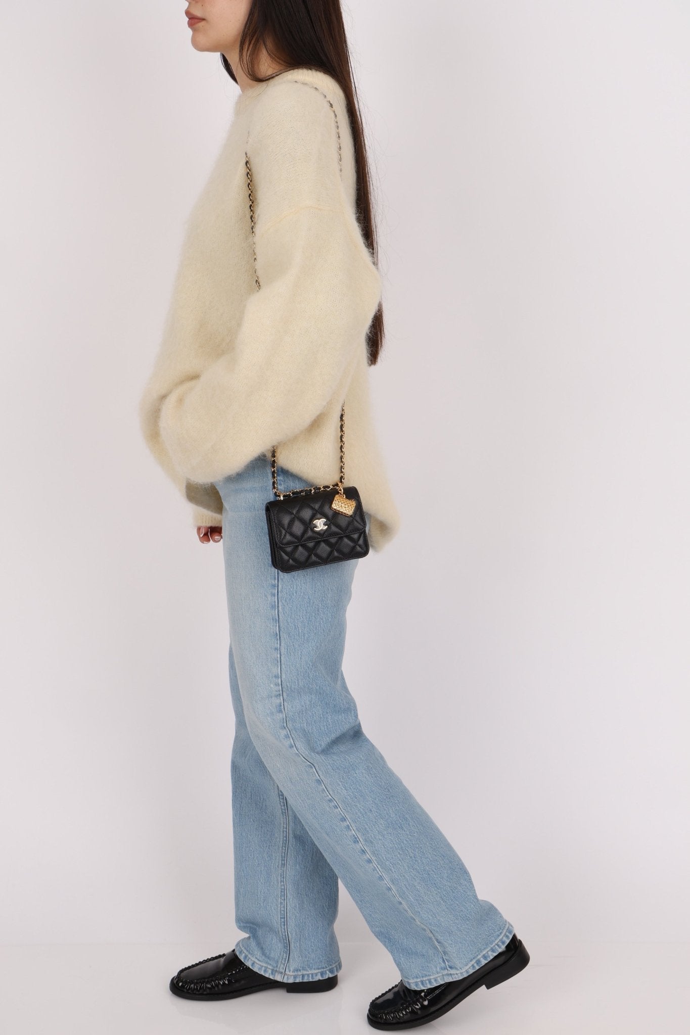 Rare Chanel 2023 Caviar Wallet on Chain with Chanel Classic Flap Charm - FashioNica