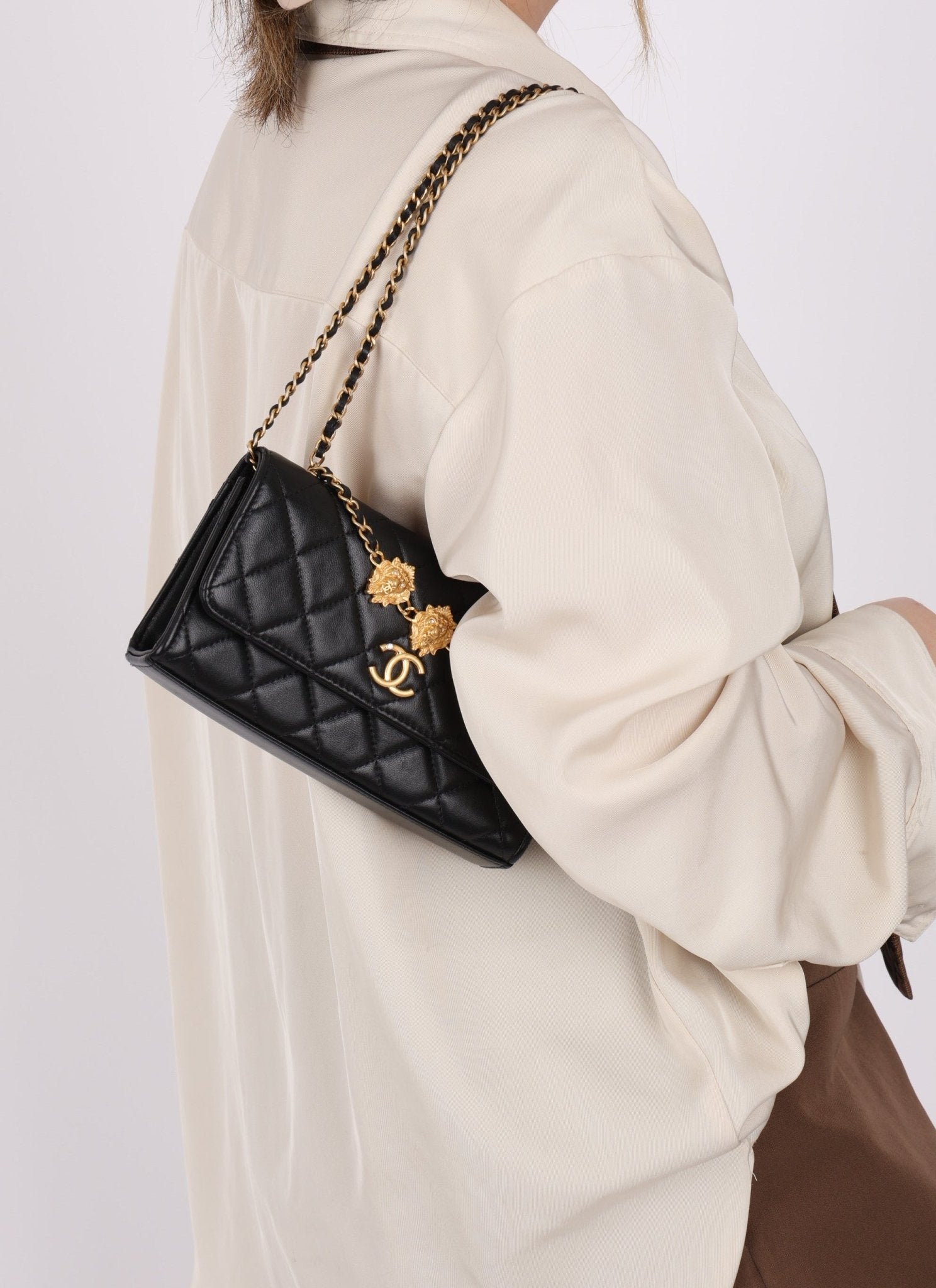 Rare Chanel 23A Lambskin Lion Charm Top Handle Wallet on Chain - FashioNica