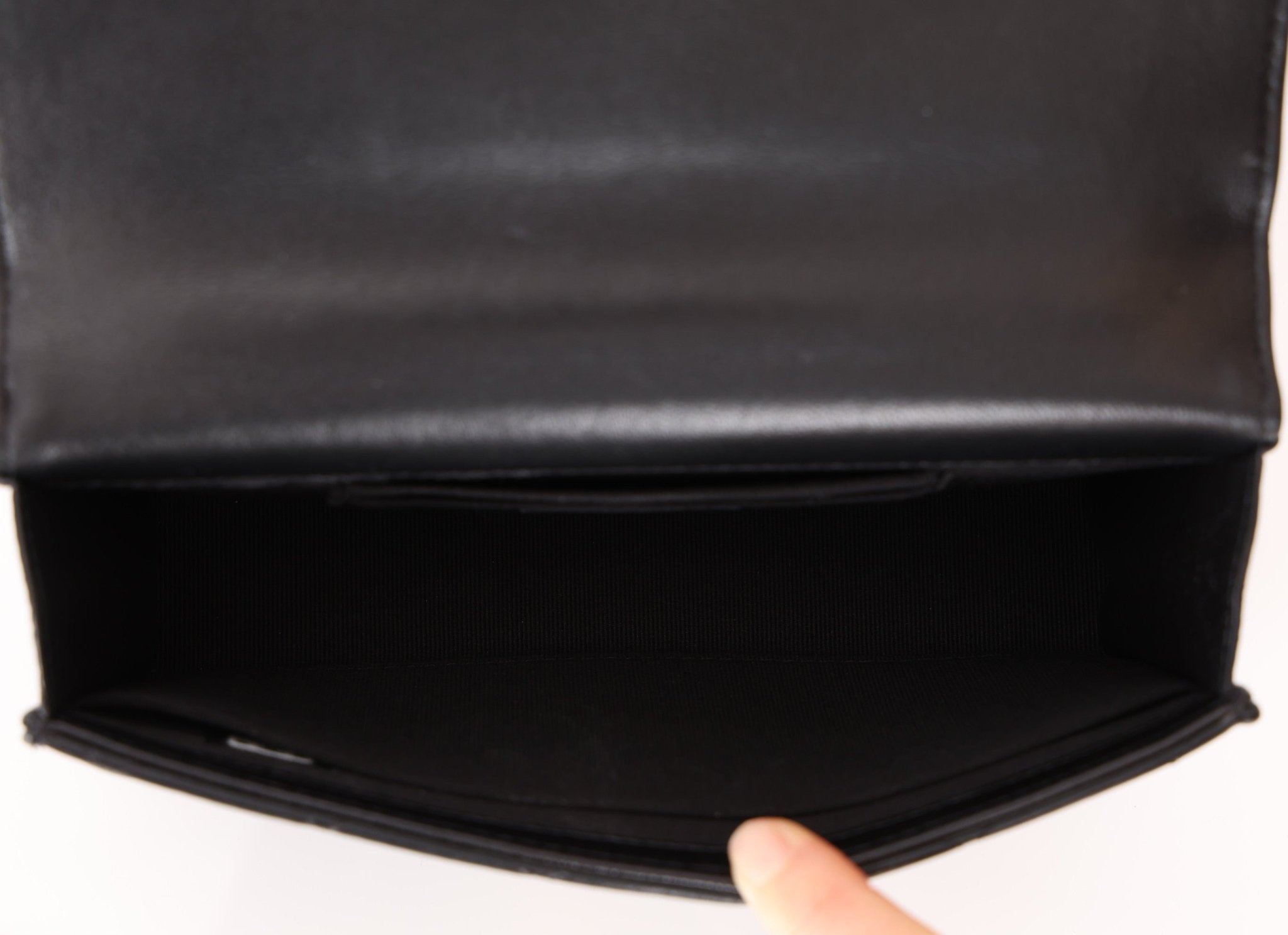 Rare Chanel 23A Lambskin Lion Charm Top Handle Wallet on Chain - FashioNica