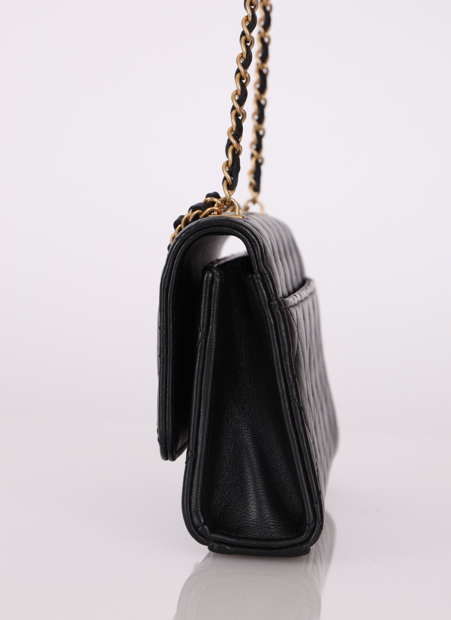 Rare Chanel 23A Lambskin Lion Charm Top Handle Wallet on Chain - FashioNica