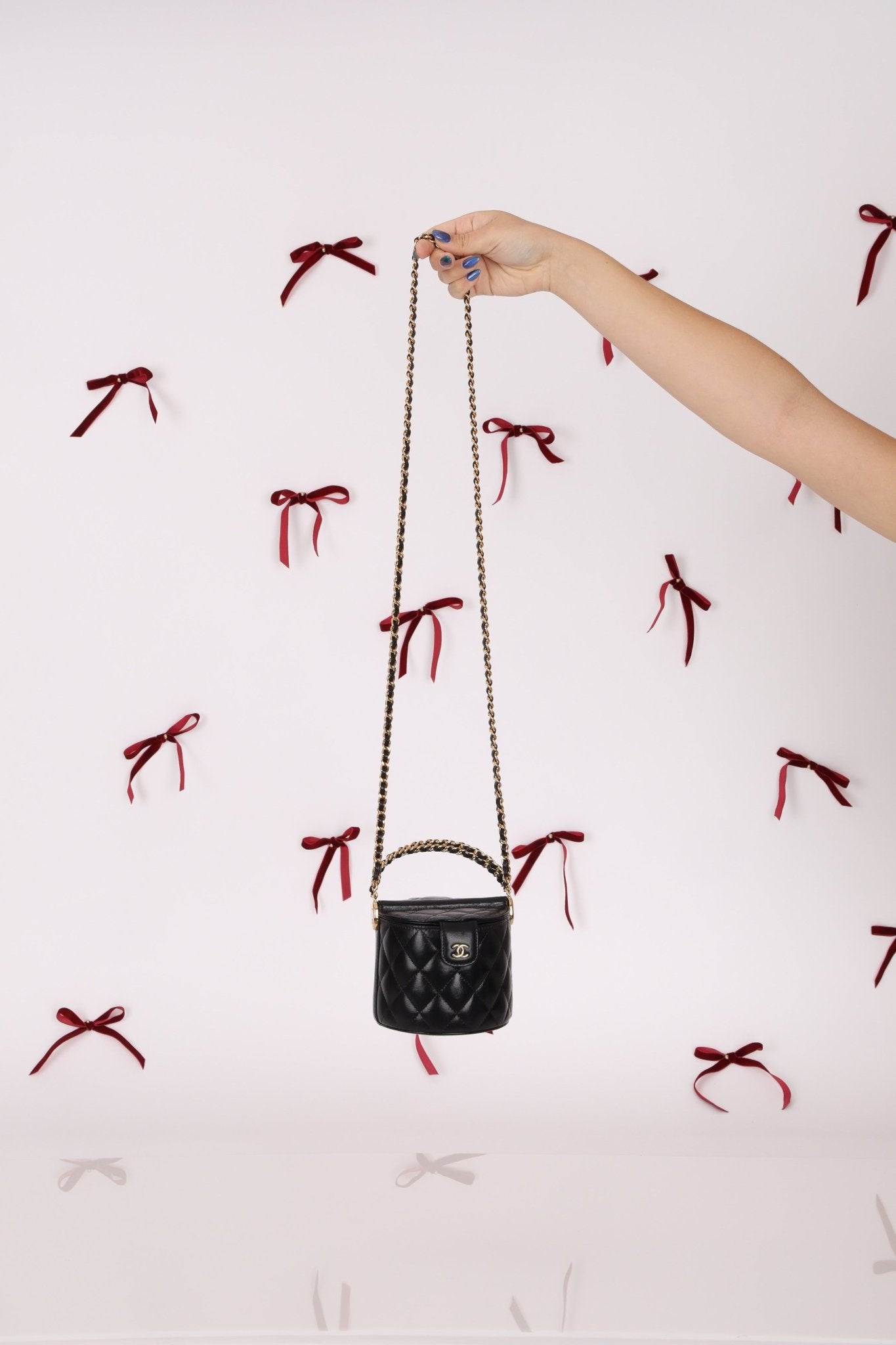 Rare Chanel Lambskin Double - Sided Top Handle Basket Vanity Crossbody - FashioNica