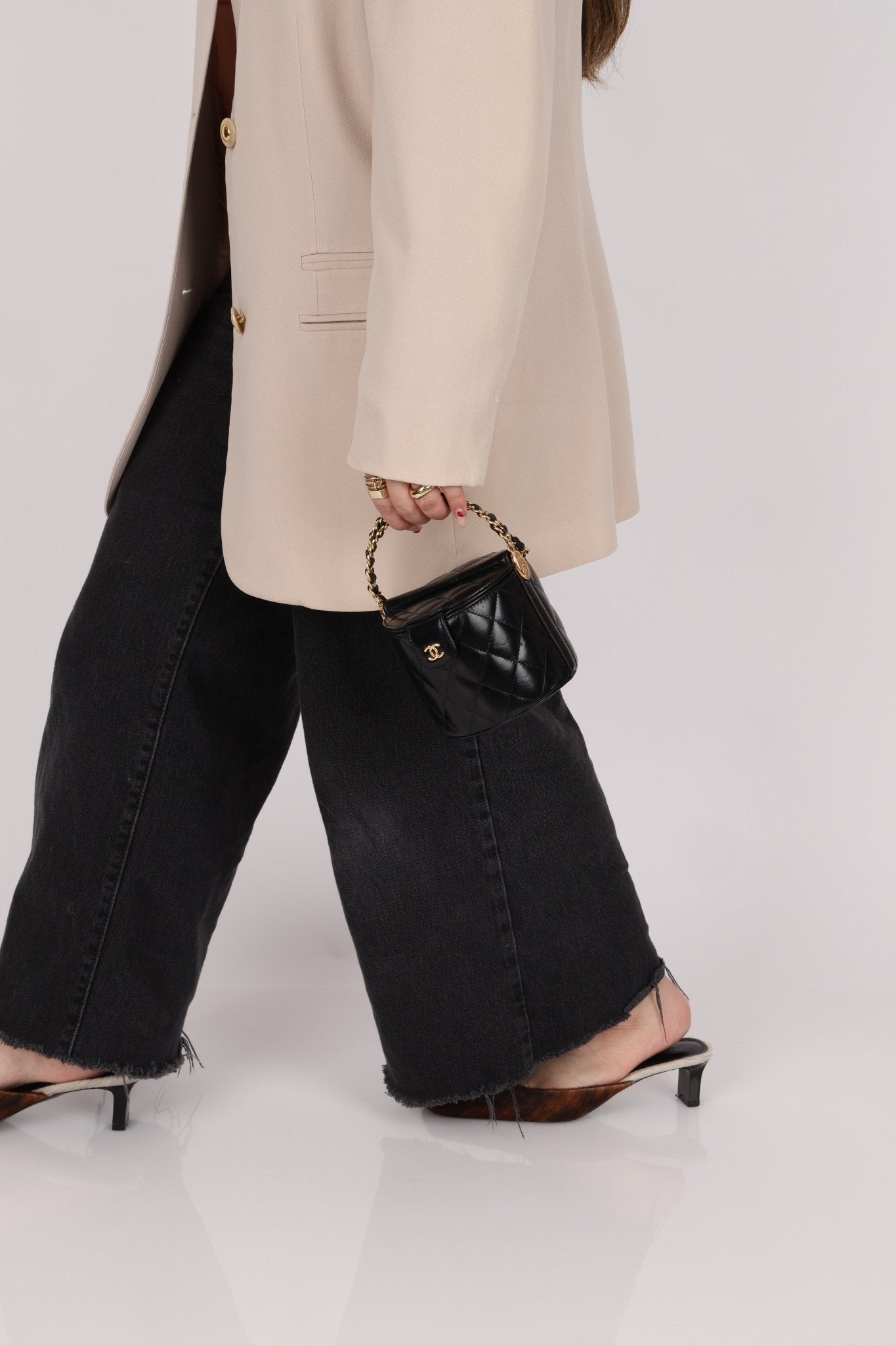 Rare Chanel Lambskin Double - Sided Top Handle Basket Vanity Crossbody - FashioNica