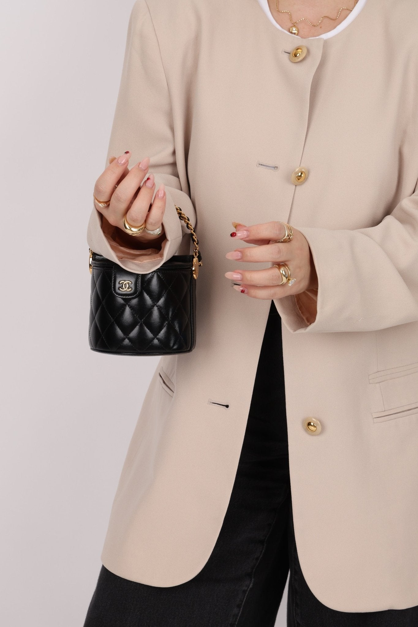 Rare Chanel Lambskin Double - Sided Top Handle Basket Vanity Crossbody - FashioNica