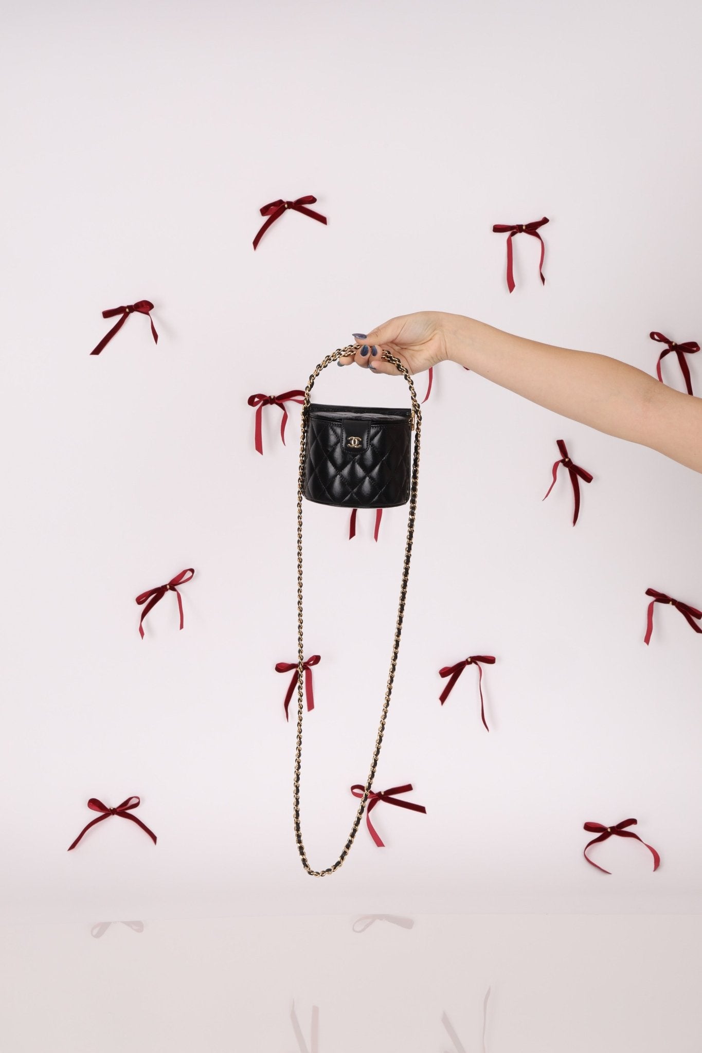 Rare Chanel Lambskin Double - Sided Top Handle Basket Vanity Crossbody - FashioNica