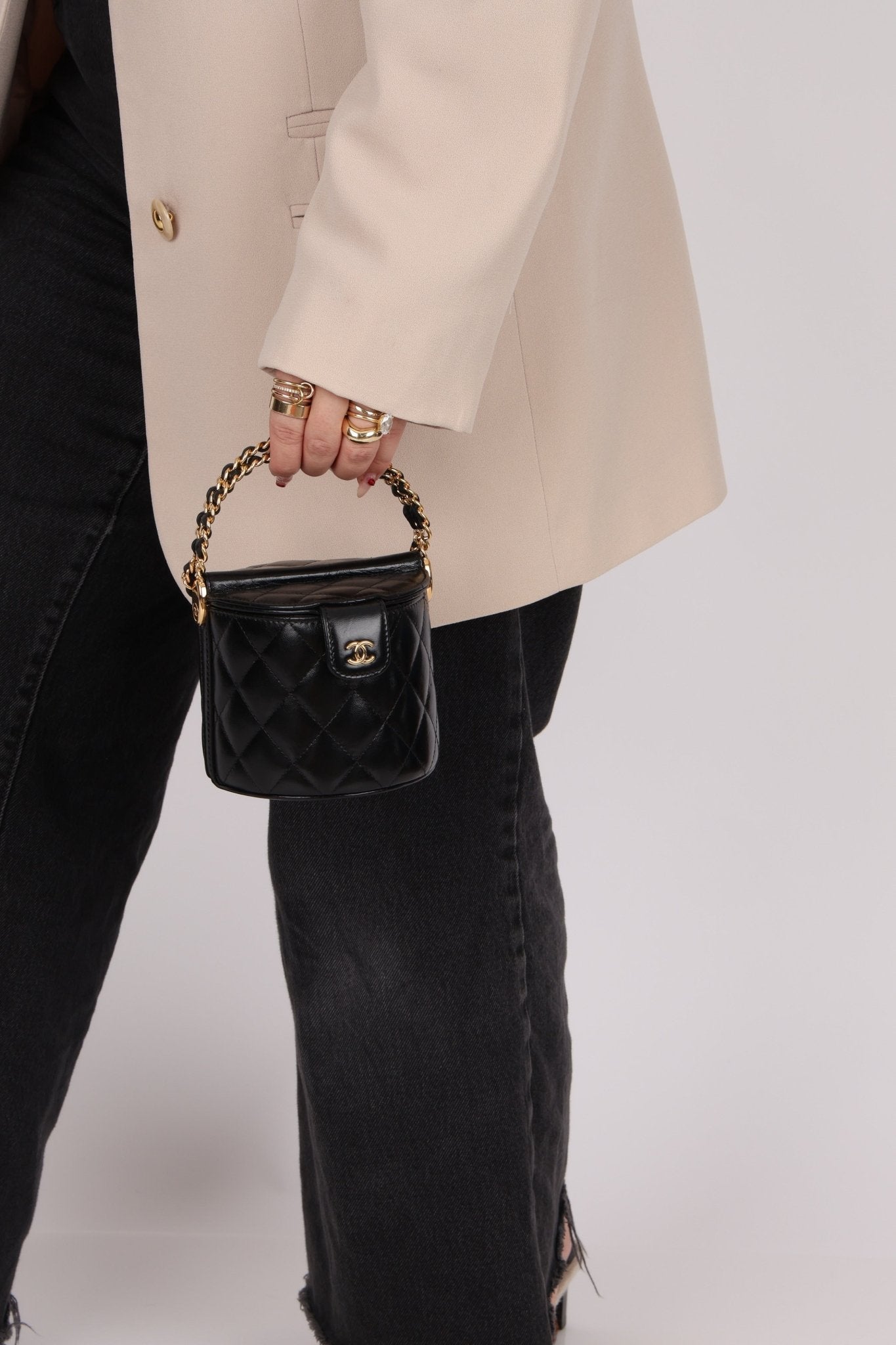 Rare Chanel Lambskin Double - Sided Top Handle Basket Vanity Crossbody - FashioNica