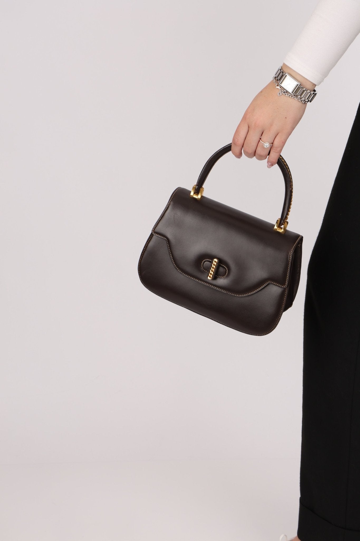 Rare Gucci 1970s Chocolate Chain Accent Box Calf Turnlock Handle Bag - FashioNica