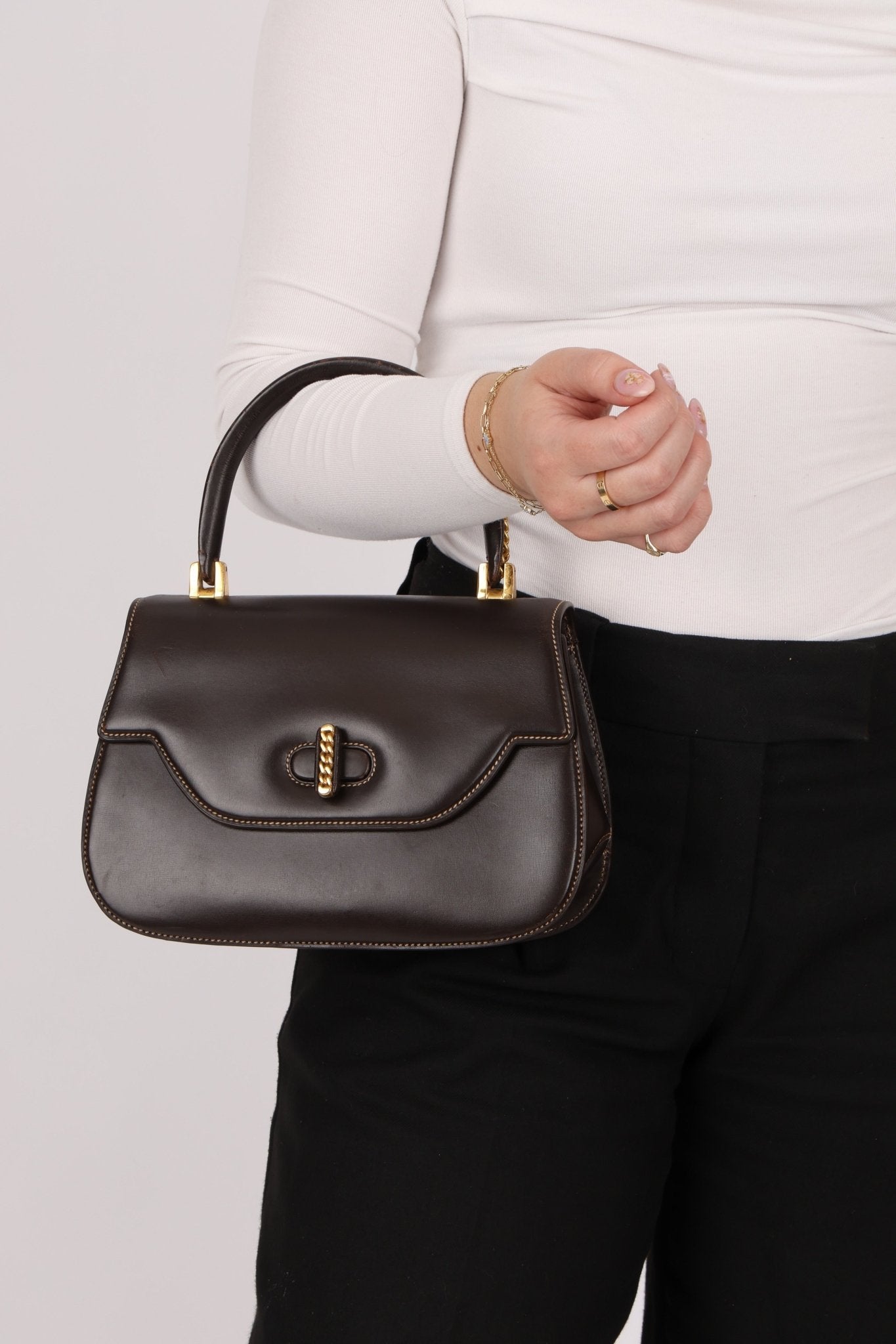 Rare Gucci 1970s Chocolate Chain Accent Box Calf Turnlock Handle Bag - FashioNica