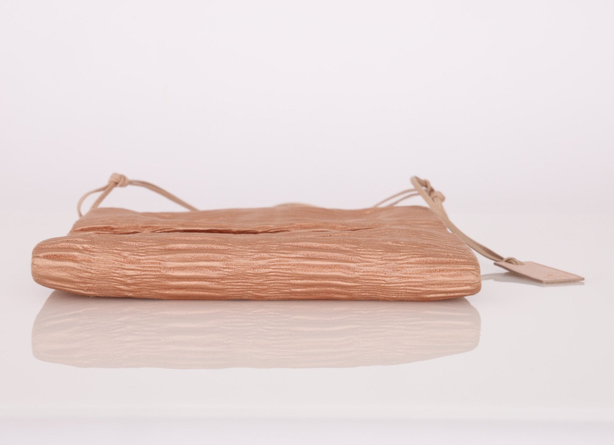 Rare Gucci Satin Pleated Square Frame Clutch - FashioNica