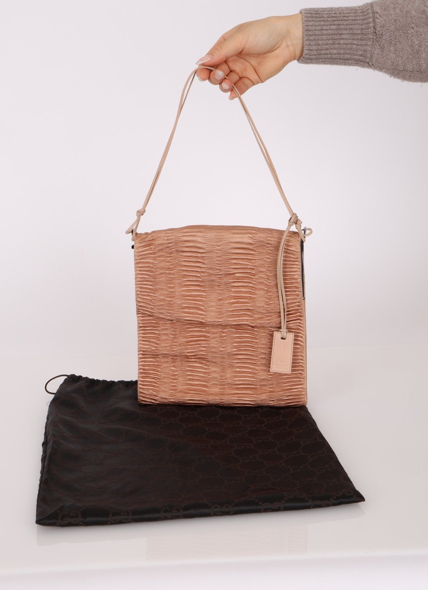 Rare Gucci Satin Pleated Square Frame Clutch - FashioNica