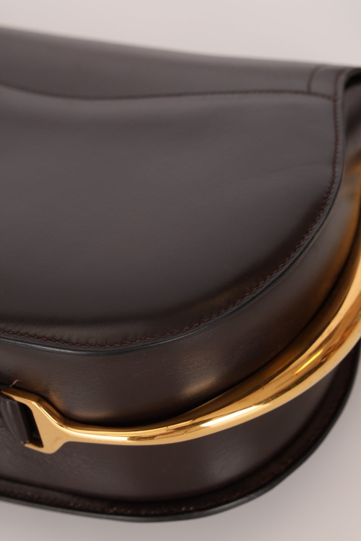 Rare Hermès 1984 Chocolat Box Calf Passe Guide Shoulder Bag - FashioNica