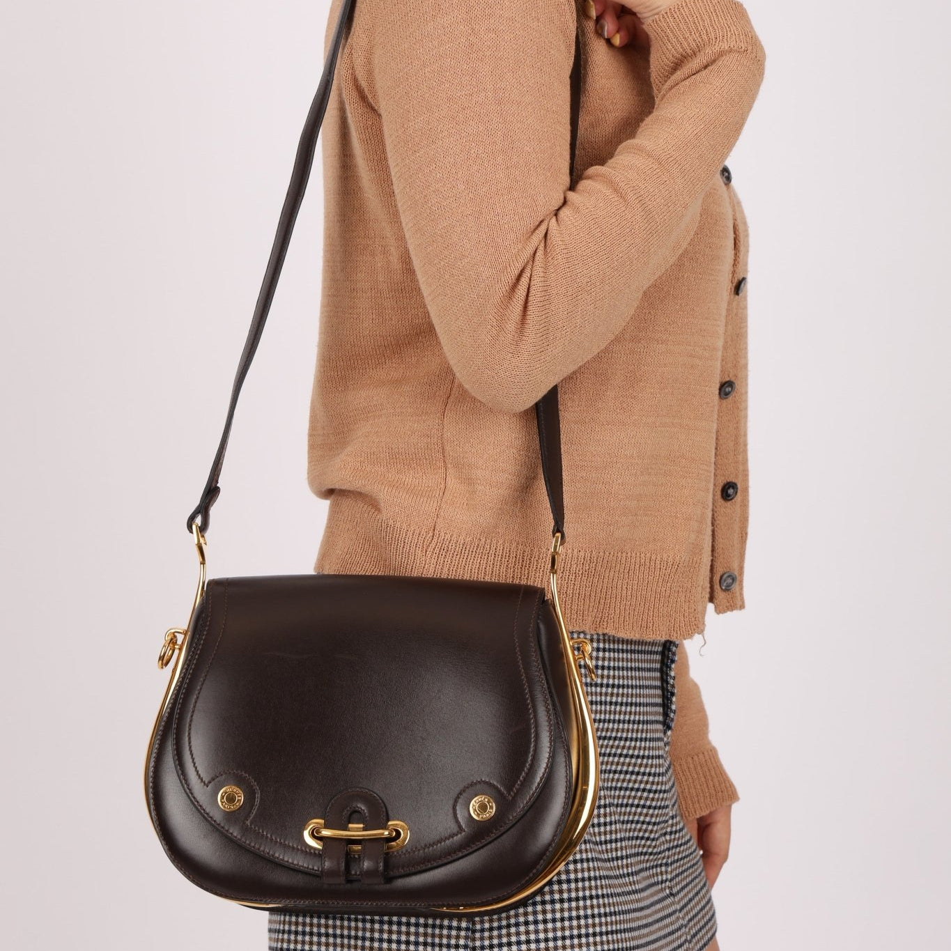 Rare Hermès 1984 Chocolat Box Calf Passe Guide Shoulder Bag - FashioNica
