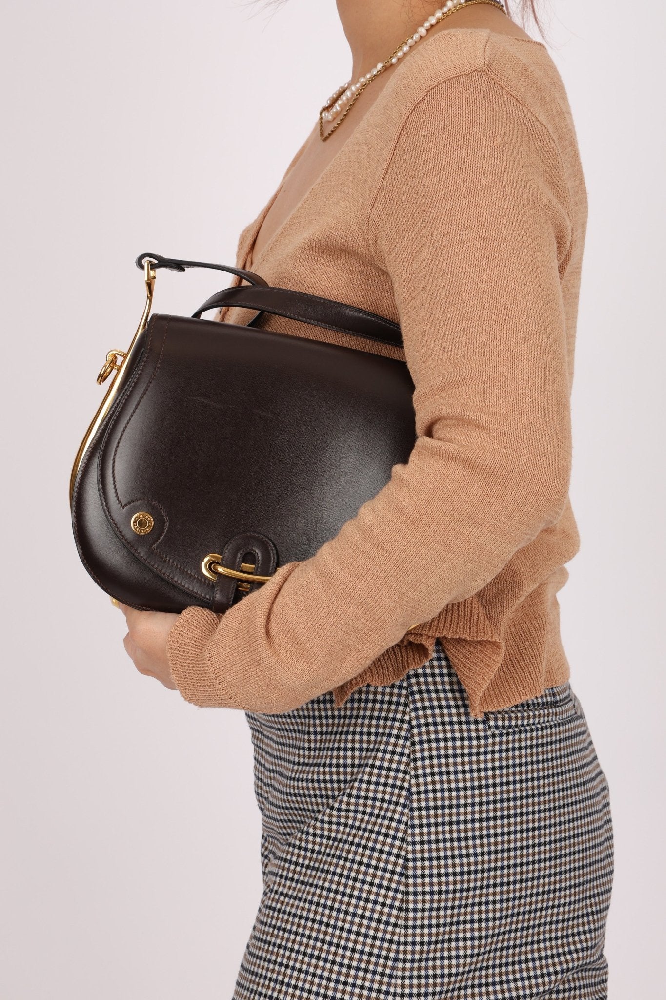 Rare Hermès 1984 Chocolat Box Calf Passe Guide Shoulder Bag - FashioNica