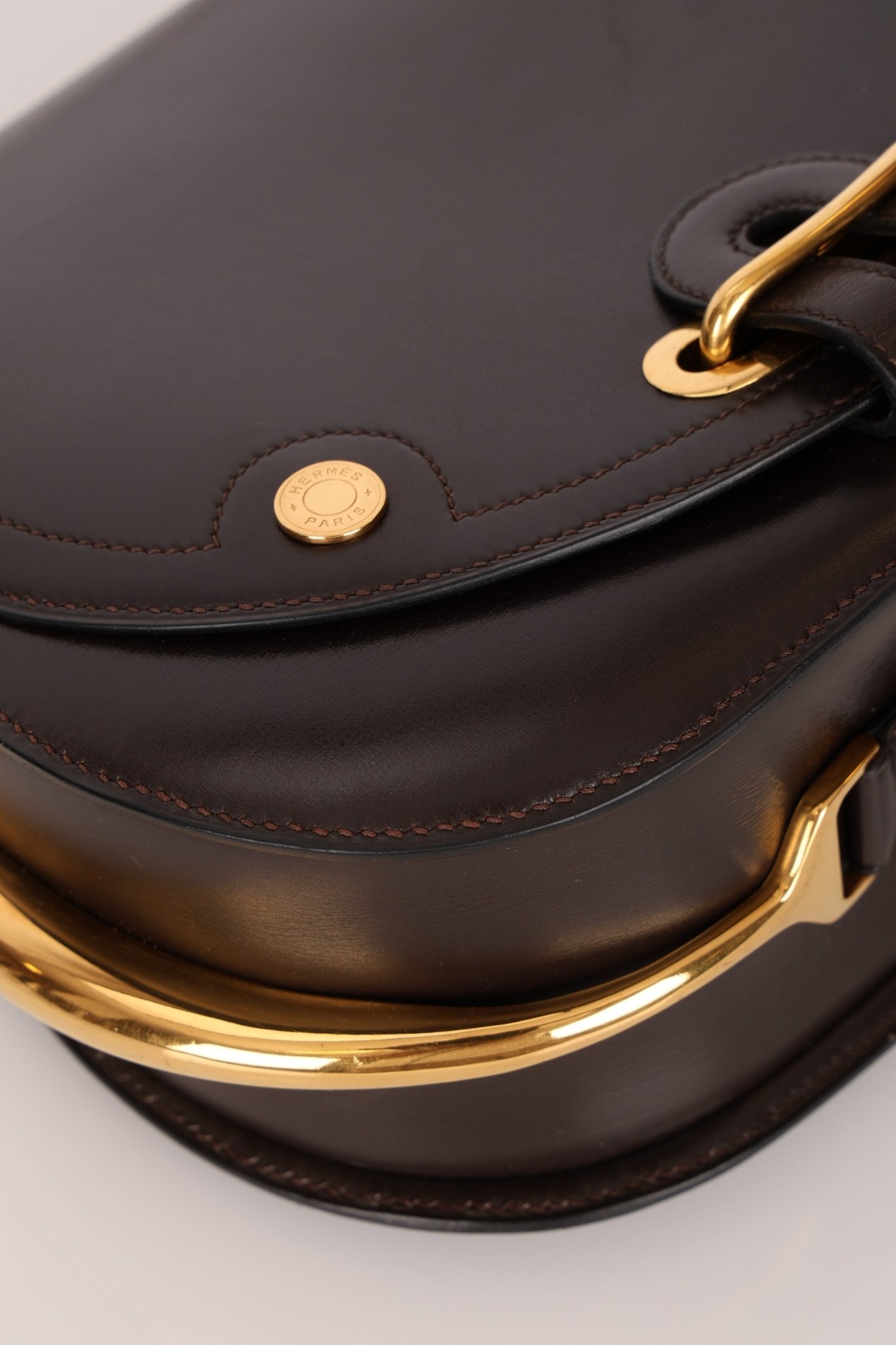 Rare Hermès 1984 Chocolat Box Calf Passe Guide Shoulder Bag - FashioNica