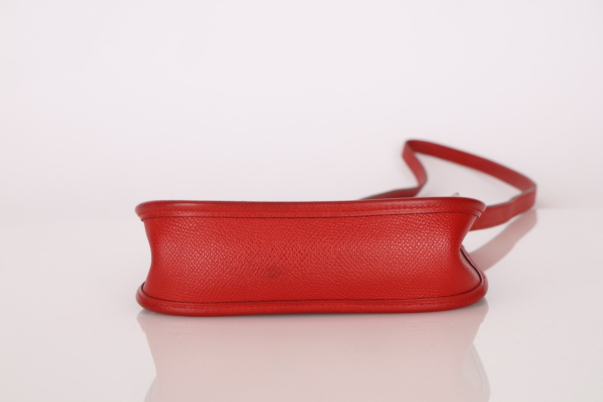 Rare Hermès 2004 Rouge Casaque Epsom Evelyne TPM PHW - FashioNica