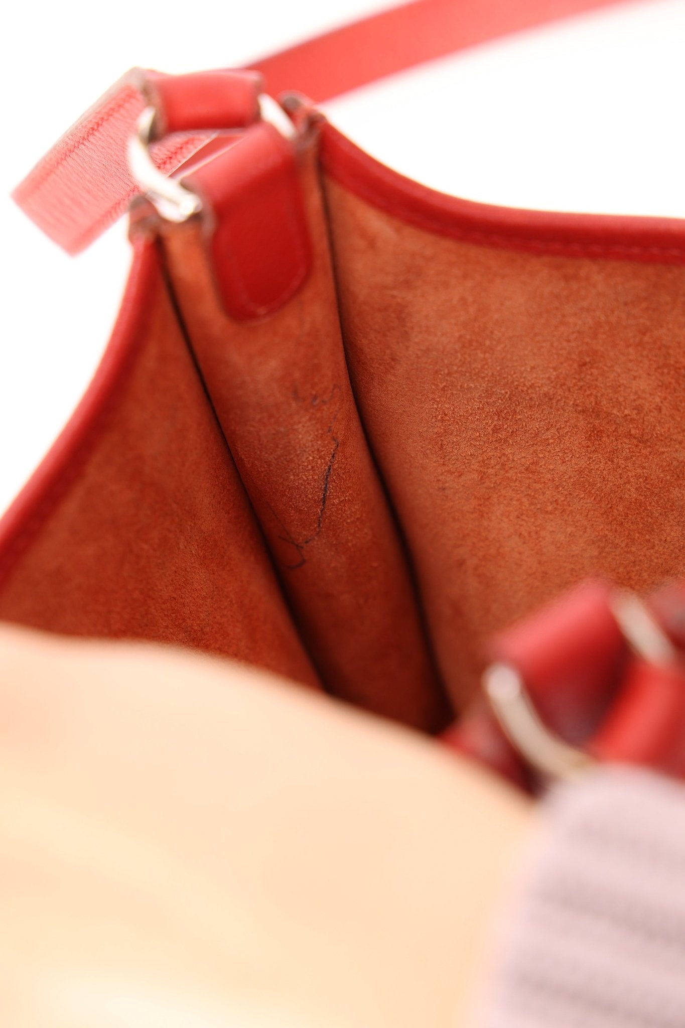 Rare Hermès 2004 Rouge Casaque Epsom Evelyne TPM PHW - FashioNica