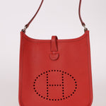Rare Hermès 2005 Rouge Casaque Epsom Evelyne Short Strap TPM PHW - FashioNica