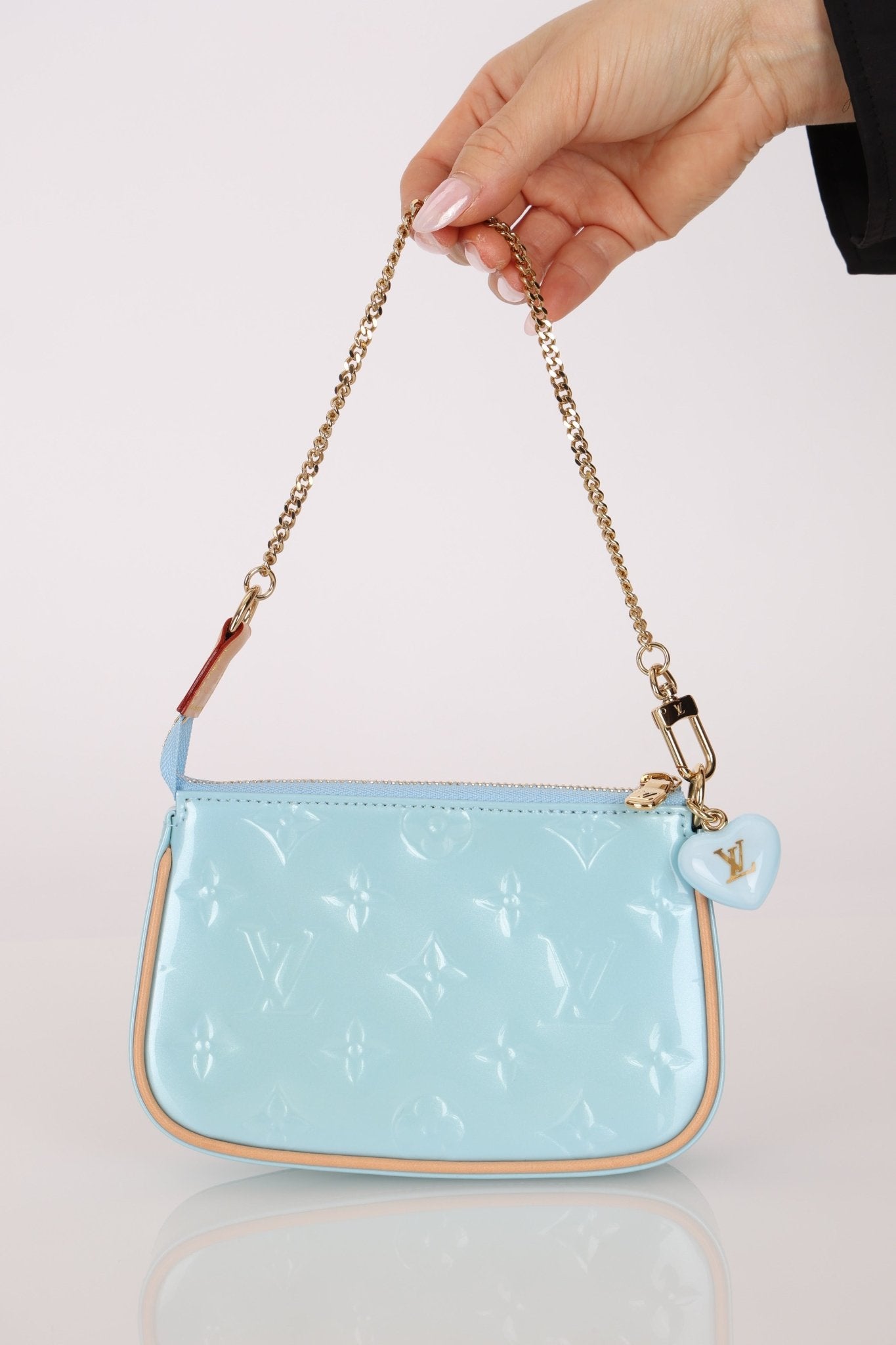 Rare Louis Vuitton Lollipop Blue Vernis Valentine Mini Pochette Accessoires - FashioNica