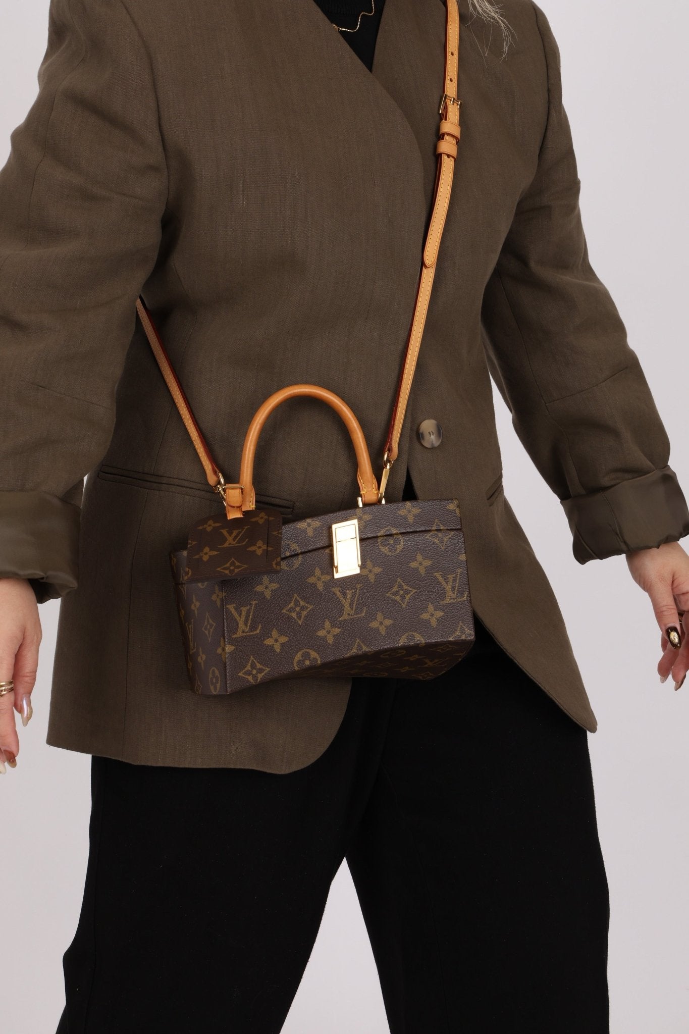 Rare Louis Vuitton x Frank Gehry Monogram Twisted Box with Strap - FashioNica