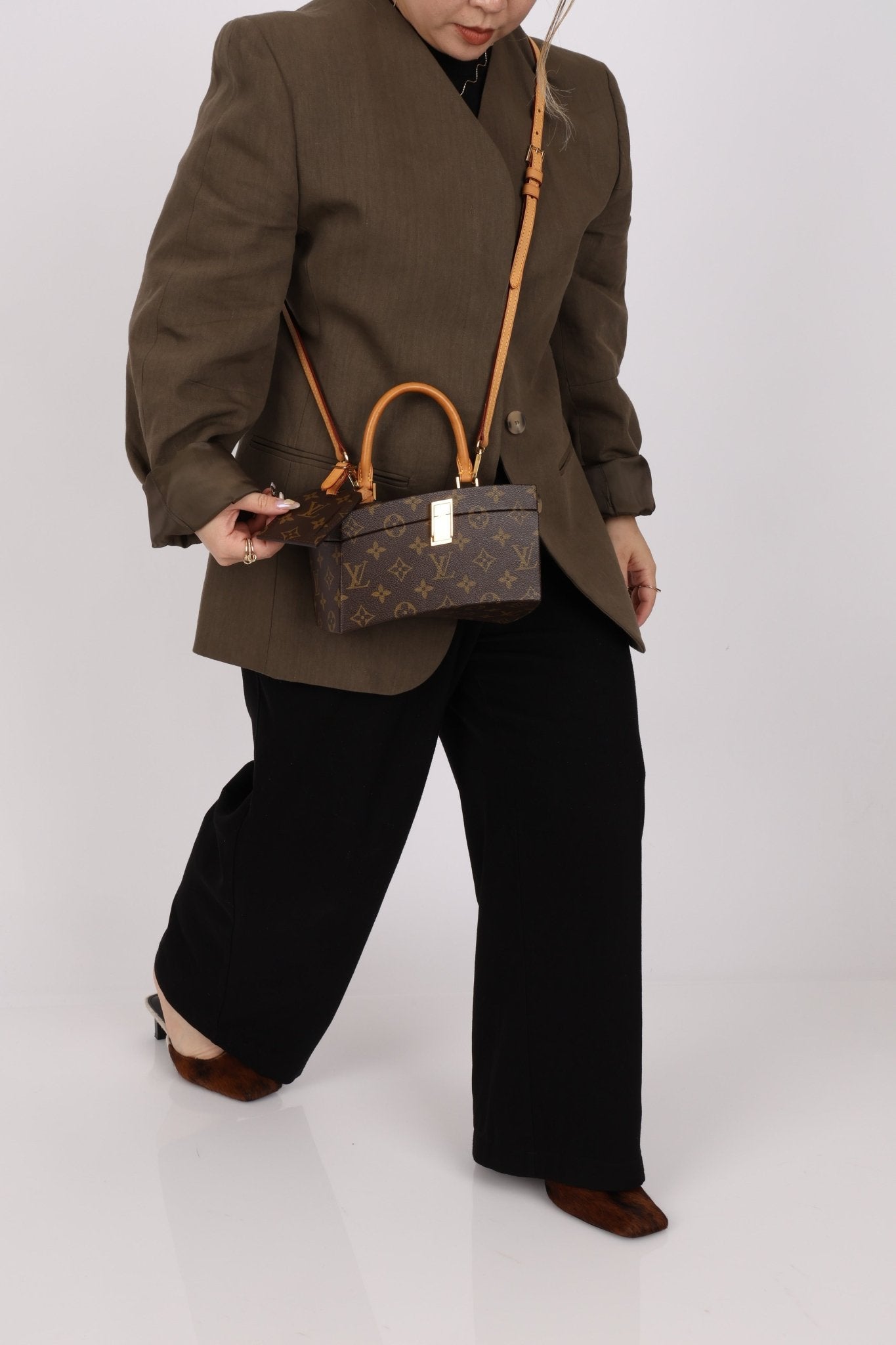 Rare Louis Vuitton x Frank Gehry Monogram Twisted Box with Strap - FashioNica