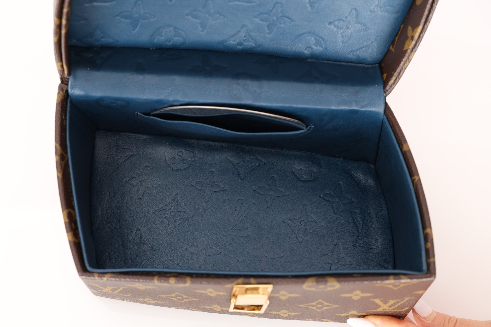 Rare Louis Vuitton x Frank Gehry Monogram Twisted Box with Strap - FashioNica