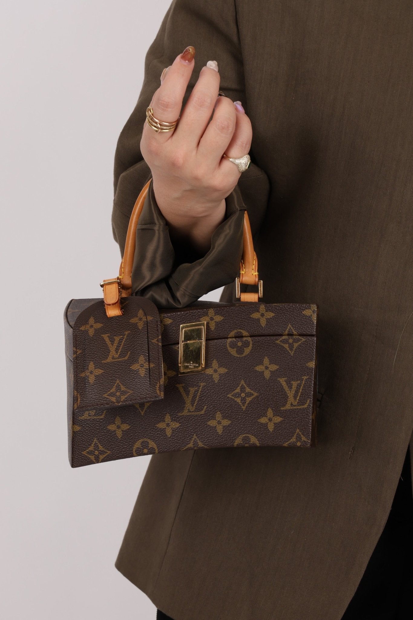 Rare Louis Vuitton x Frank Gehry Monogram Twisted Box with Strap - FashioNica