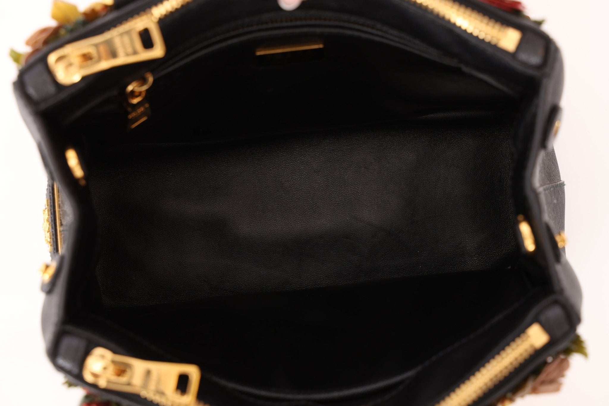 Rare Prada Saffiano Floral Applique Garden Mini Bag - FashioNica