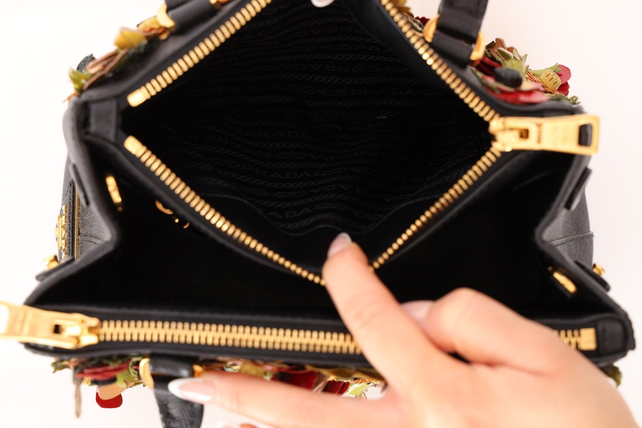 Rare Prada Saffiano Floral Applique Garden Mini Bag - FashioNica