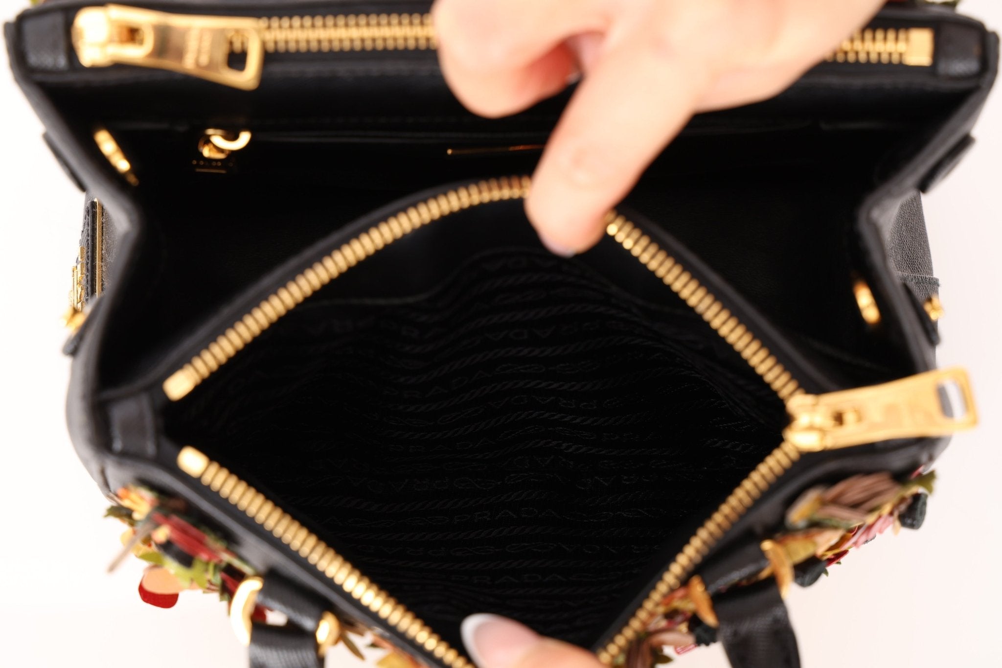 Rare Prada Saffiano Floral Applique Garden Mini Bag - FashioNica