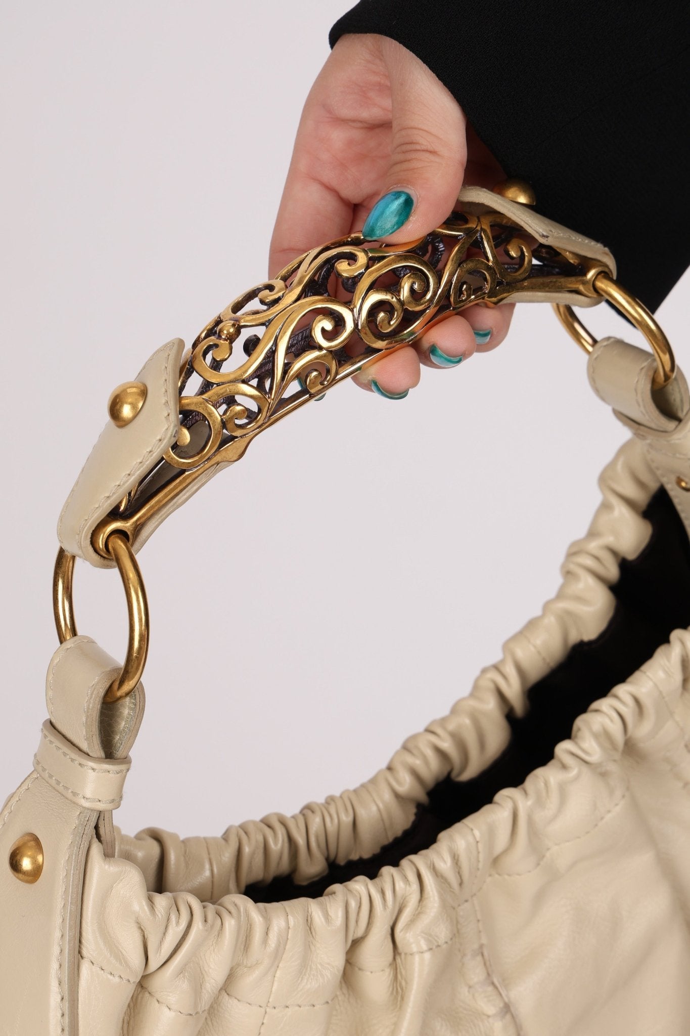 Rare Saint Laurent x Tom Ford Cream Leather Mombasa Metal Handle Bag with Pouch - FashioNica