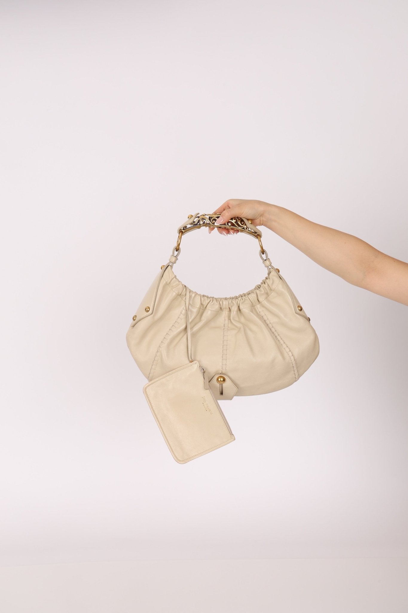 Rare Saint Laurent x Tom Ford Cream Leather Mombasa Metal Handle Bag with Pouch - FashioNica