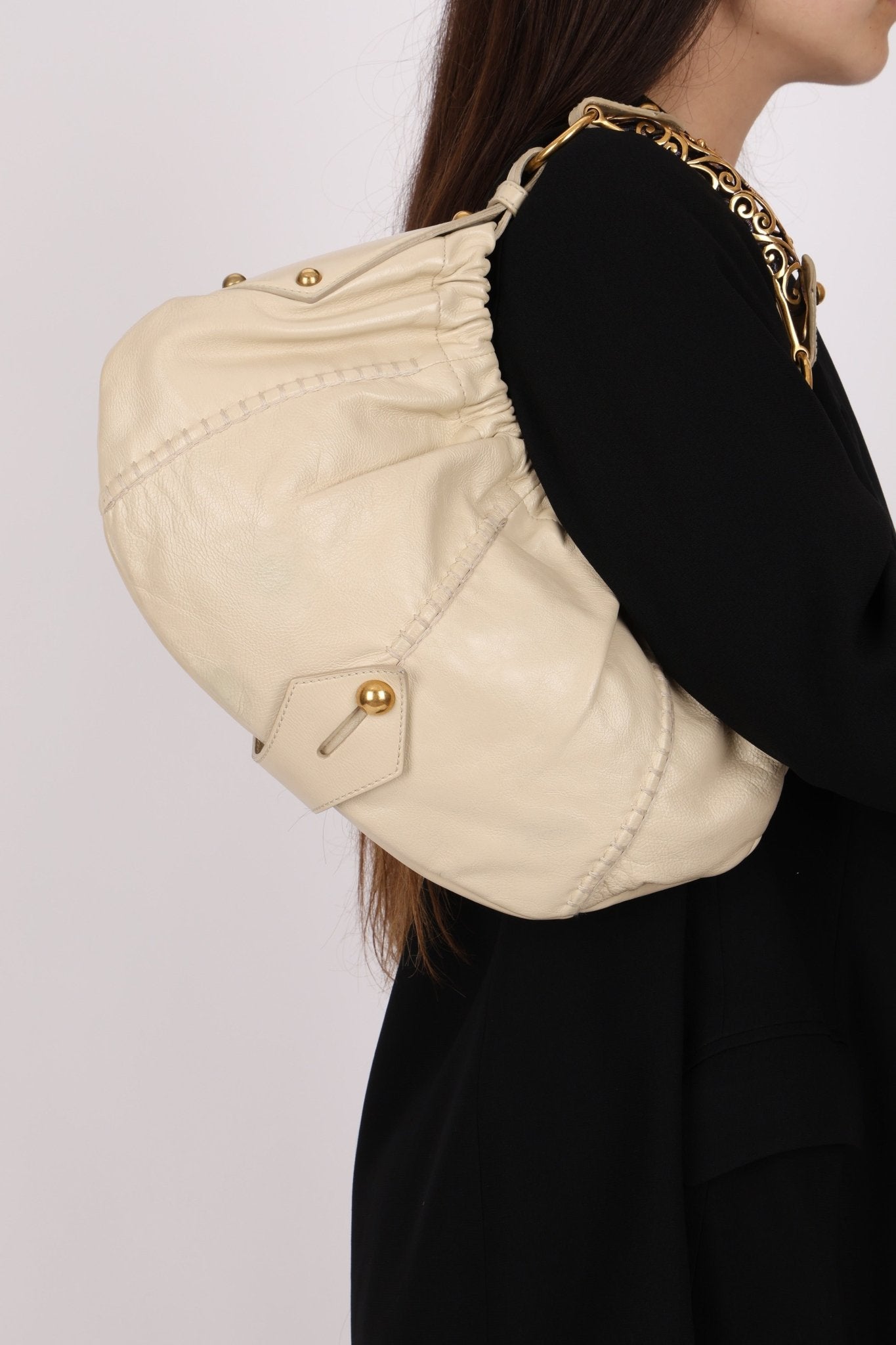 Rare Saint Laurent x Tom Ford Cream Leather Mombasa Metal Handle Bag with Pouch - FashioNica