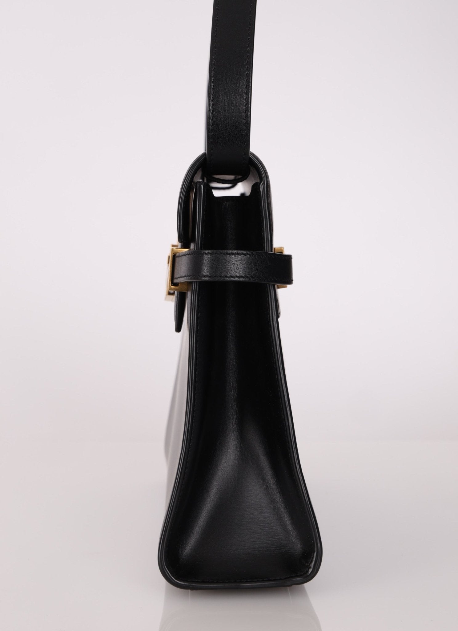 Saint Laurent Medium Manhattan Shoulder Bag - FashioNica