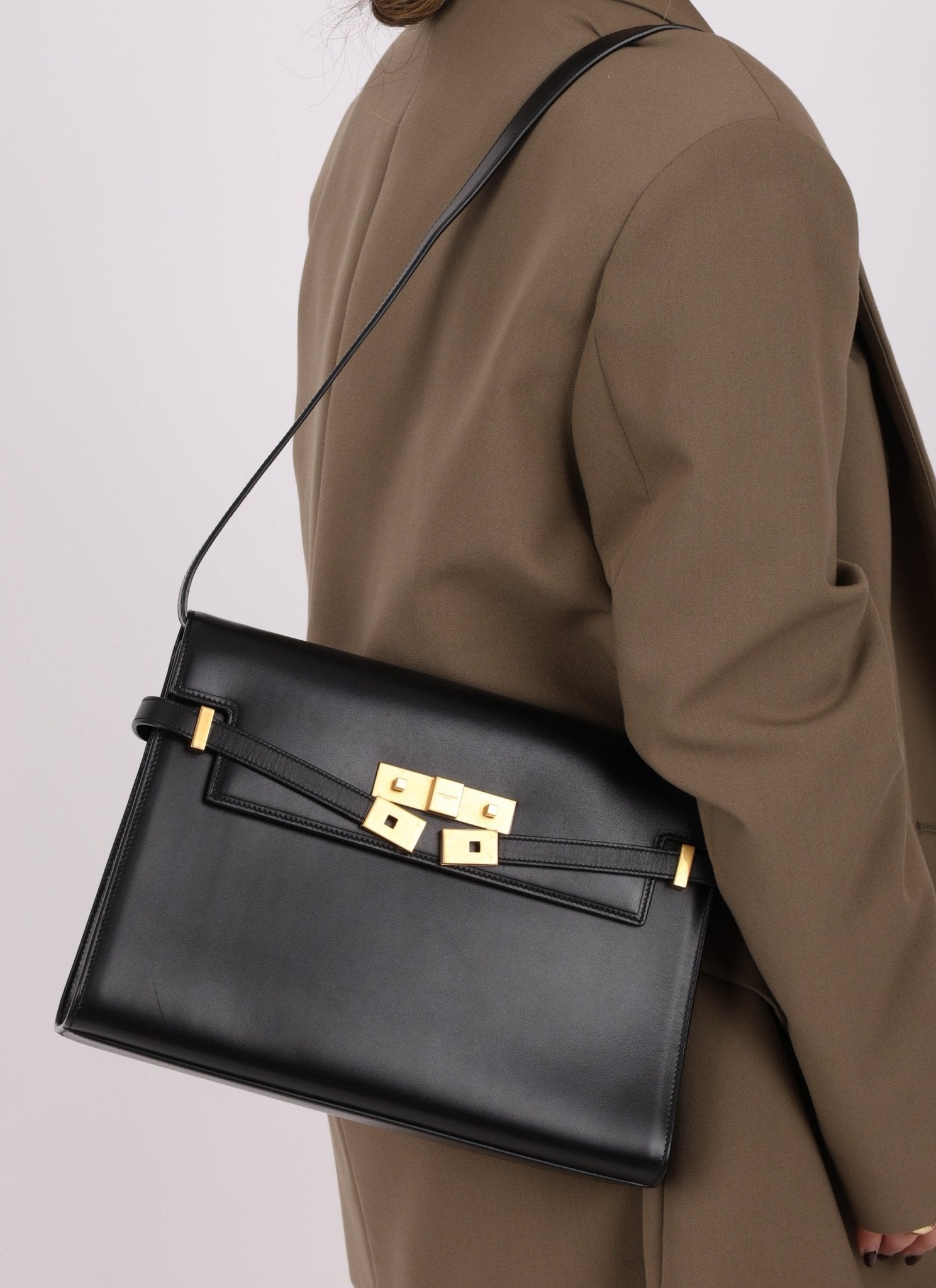 Saint Laurent Medium Manhattan Shoulder Bag - FashioNica