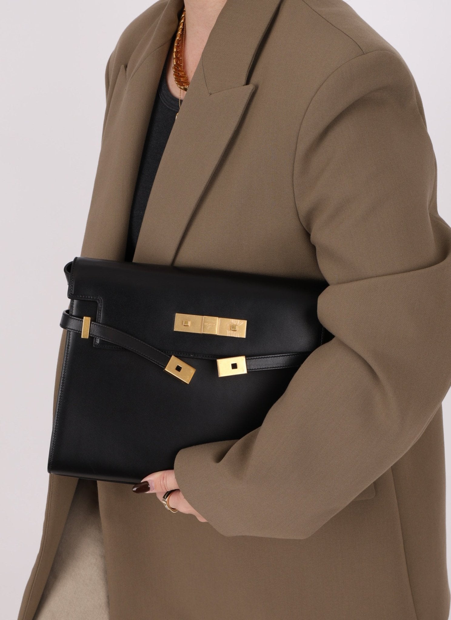 Saint Laurent Medium Manhattan Shoulder Bag - FashioNica