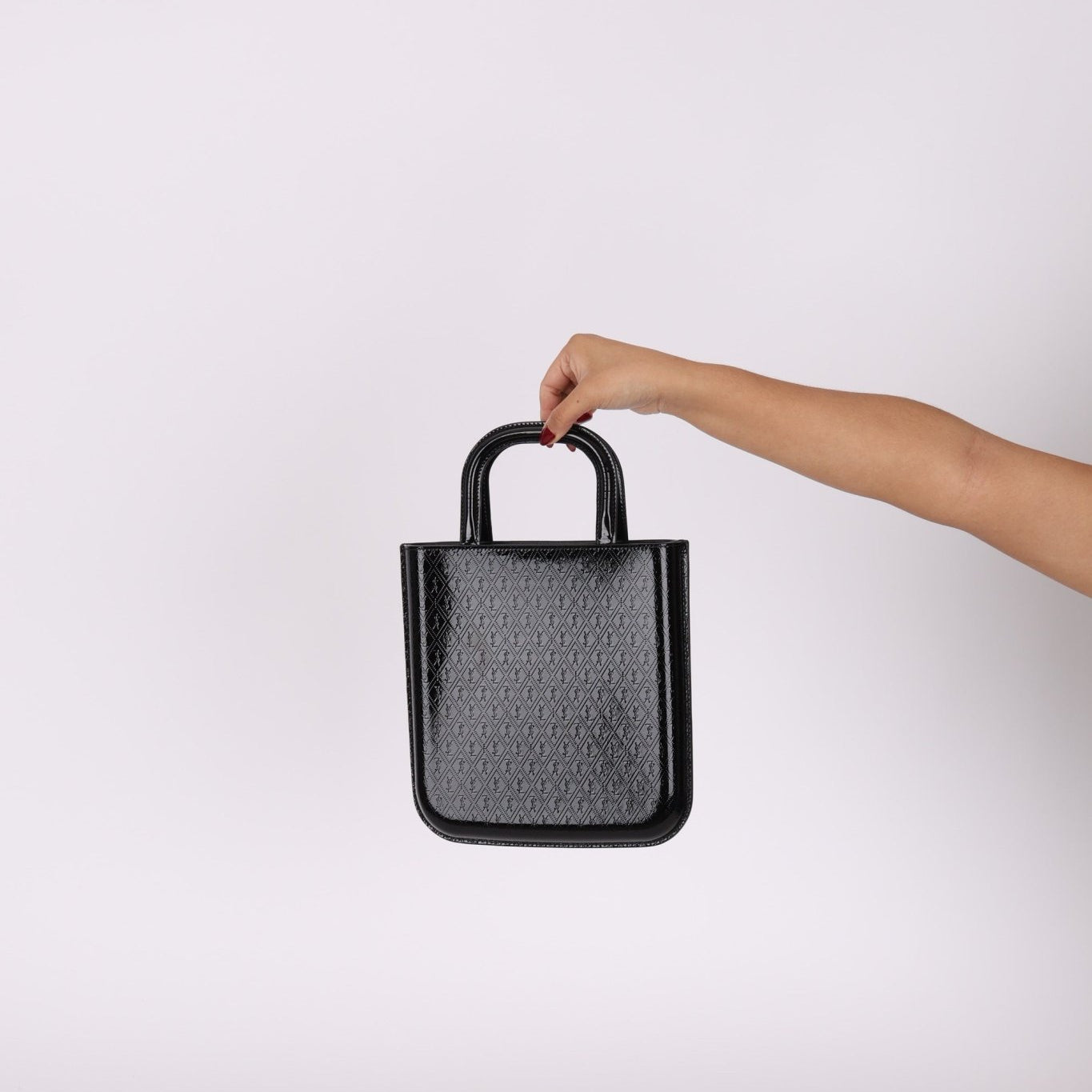 Saint Laurent Patent Logo Embossed Shopper Tote with Chain - FashioNica