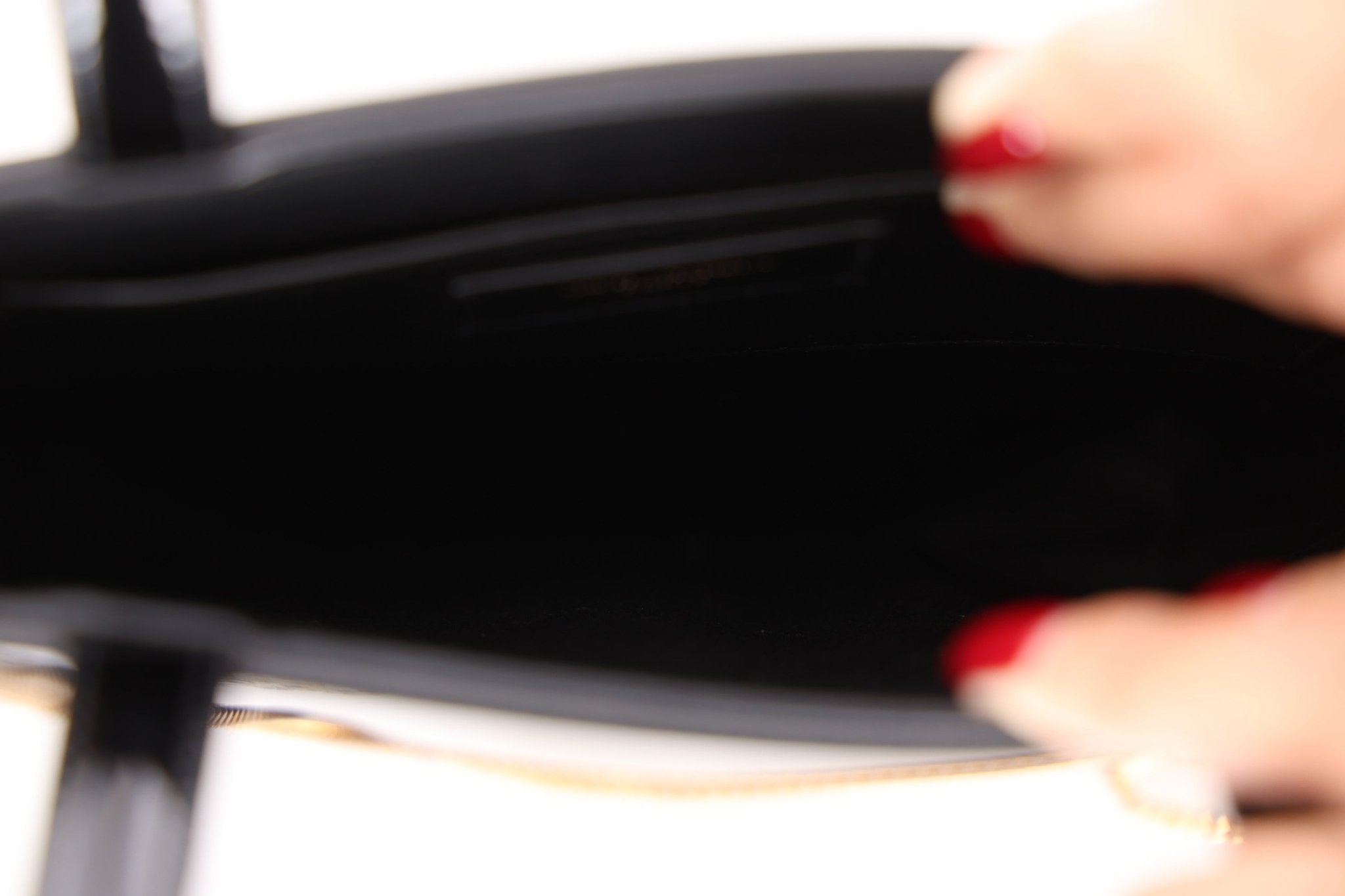 Saint Laurent Patent Logo Embossed Shopper Tote with Chain - FashioNica